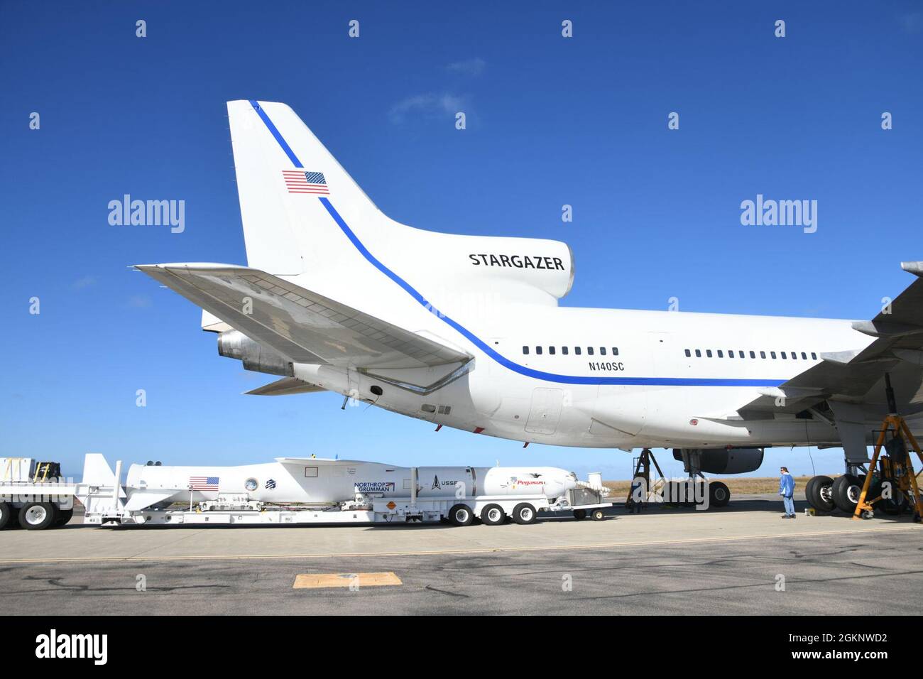 Space Launch Delta 30 ha fornito il supporto della gamma per il successo del lancio della missione di lancio-2 tatticamente reattiva per la forza spaziale statunitense, domenica 13 giugno, alle ore 11 PDT da Vandenberg. Foto Stock