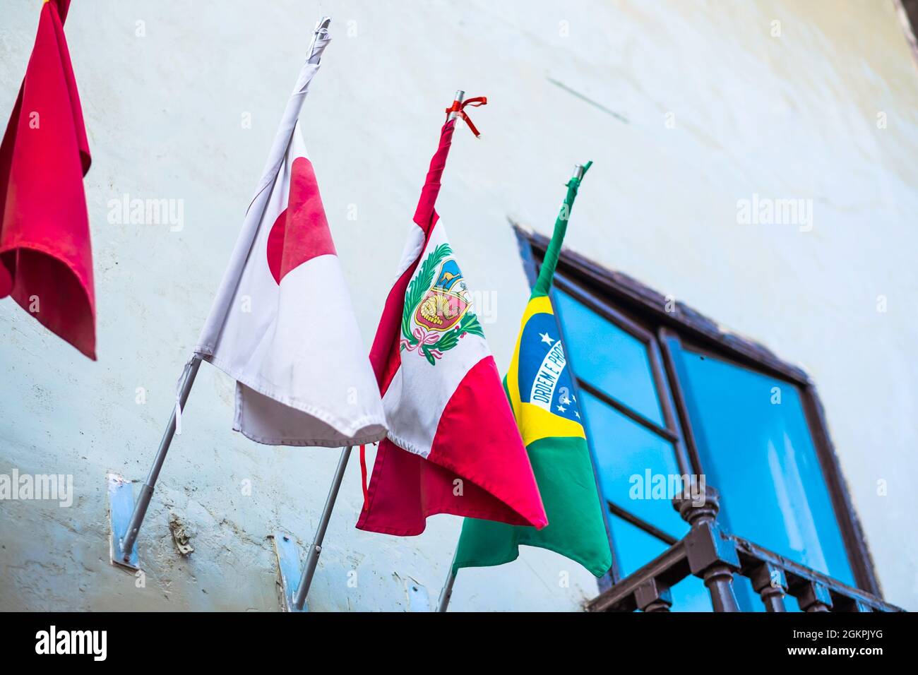 Bandiere peruviane, giapponesi e brasiliane Foto Stock