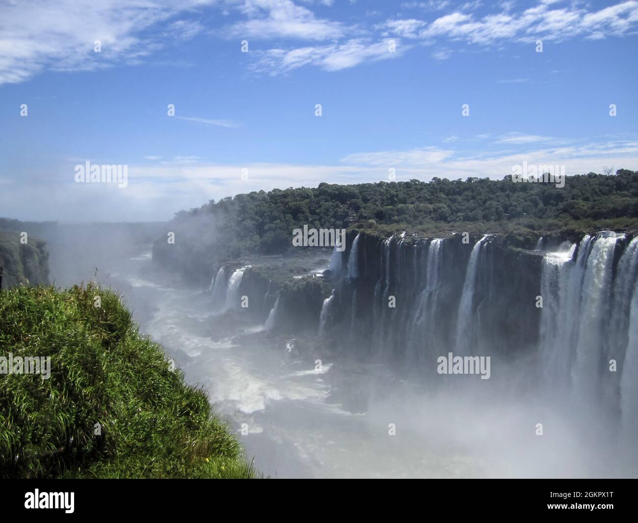 Iguassu () Iguazu Falls, Argentina e Brasile, confine Sud America Foto Stock