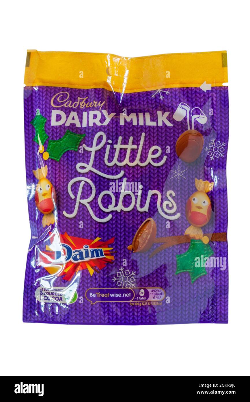 Pacchetto di Cadbury Dairy Milk Little Robins Daim cioccolatini pronti per Natale isolato su sfondo bianco Foto Stock