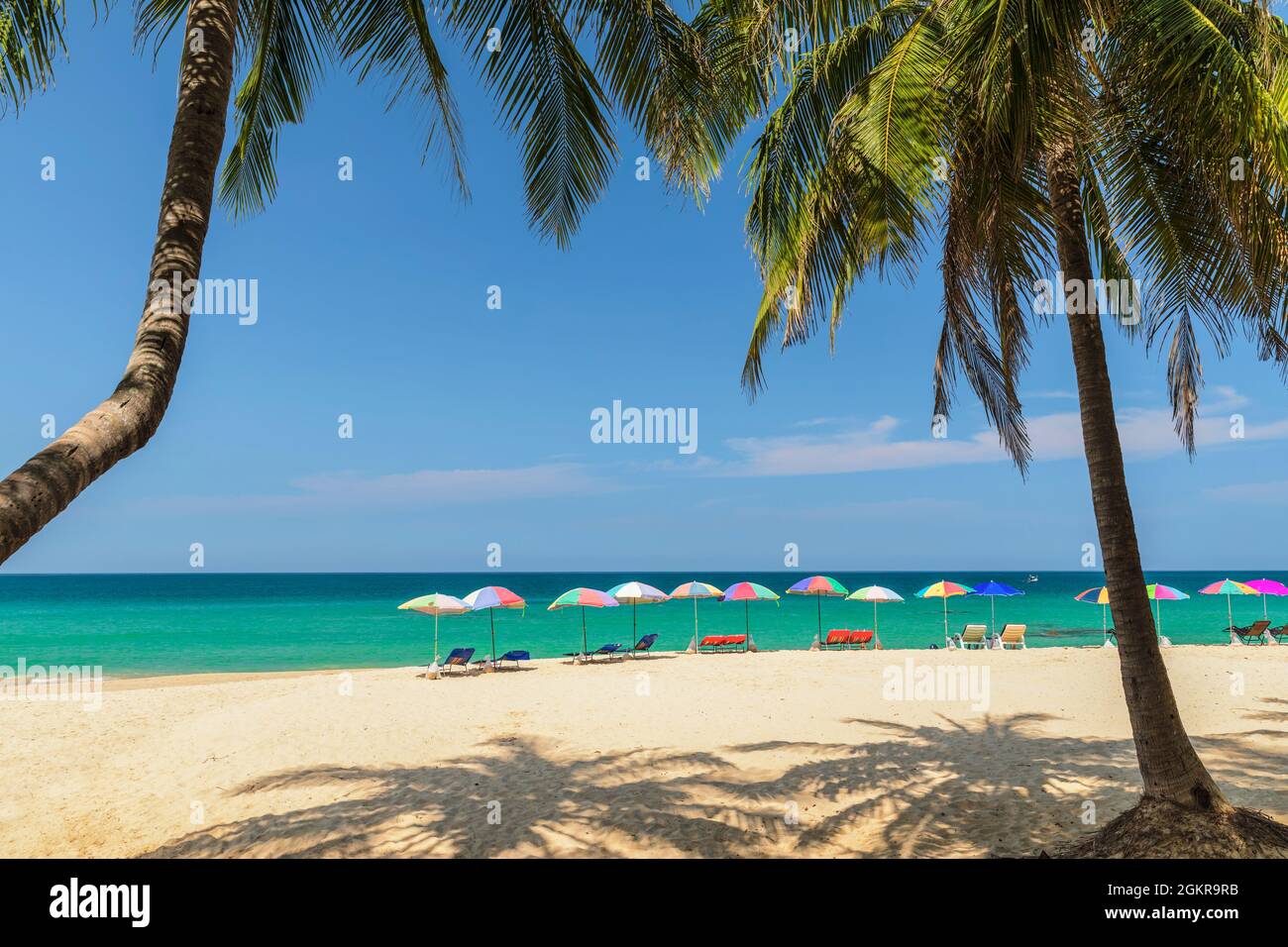 Surin Beach, Phuket, Mare delle Andamane, Thailandia, Sud-Est asiatico, Asia Foto Stock