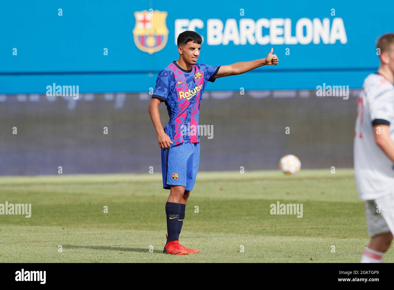 Ilias Akhomach (Barcellona), 14 SETTEMBRE 2021 - Calcio : UEFA Youth League Group e match tra FC Barcelona 2-0 Bayern Munchen all'Estadi Johan Cruyff di Sant Joan Despi, Spagna. (Foto di Mutsu Kawamori/AFLO) Foto Stock