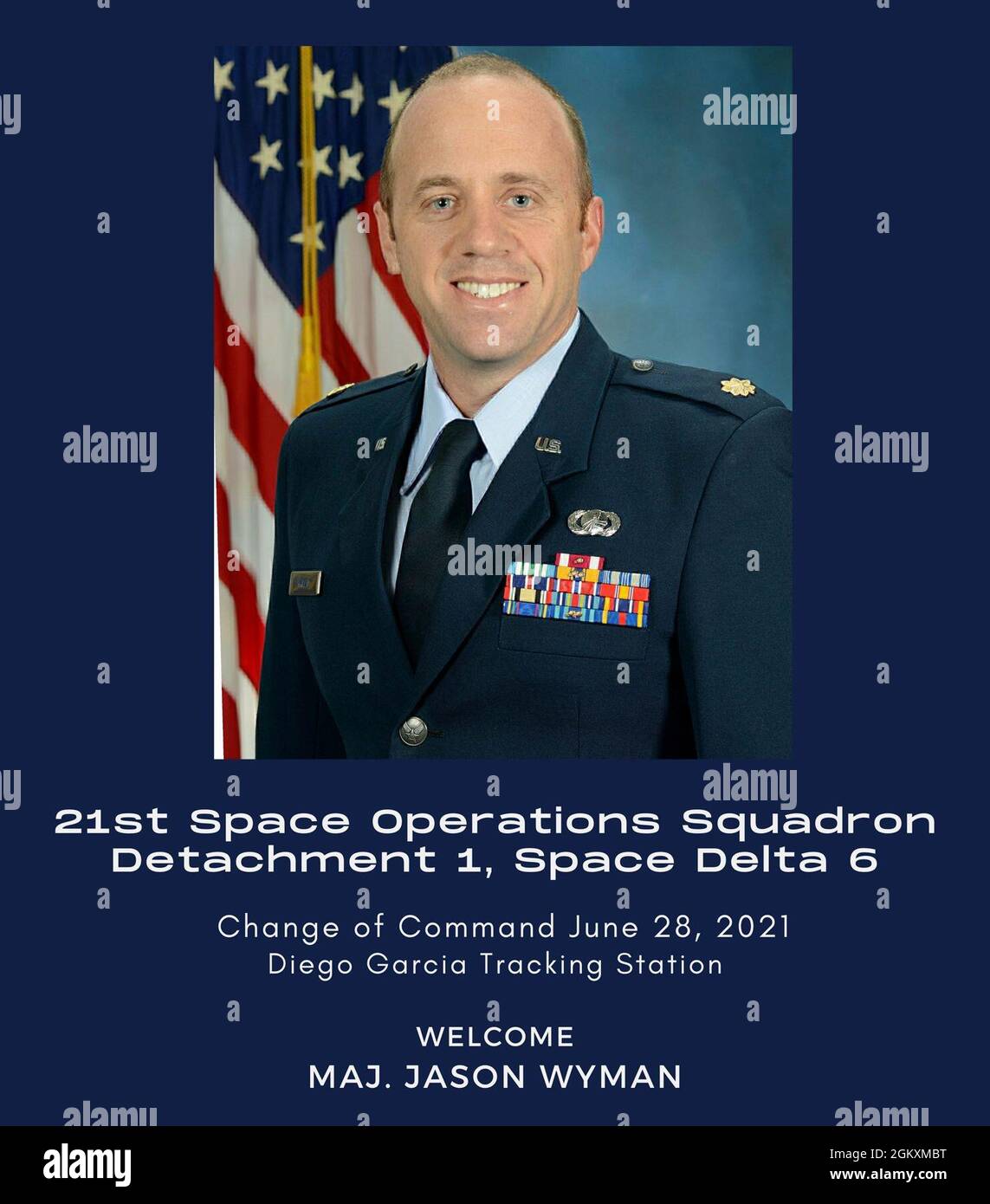 DIEGO GARCIA TRACKING STATION, British Indian Ocean Territory – U.S. Air Force Major Jason Wyman, Space Delta 6 – Cyberspace Operations, 21st Space Operations Squadron, distaccamento 1 comandante, assume il comando il 28 giugno 2021. DET. 1 è l'unica stazione di inseguimento remota situata nell'emisfero meridionale e fornisce funzionalità strategiche di comando e controllo via satellite per la rete di controllo spaziale e il sistema di posizionamento globale. Foto Stock