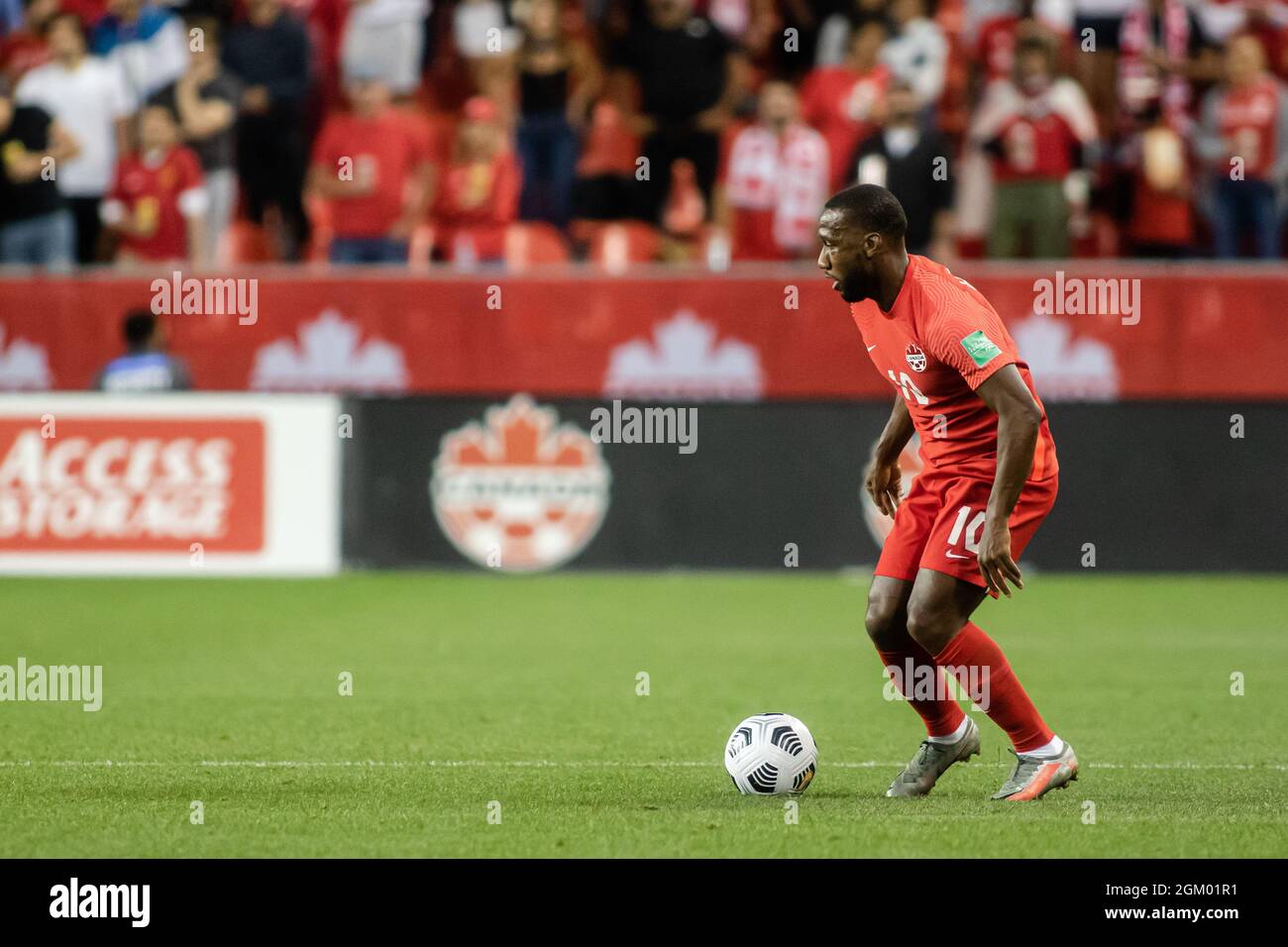 Toronto, Canada, 8 settembre 2021: Junior Hoilett (No.10) del Team Canada in azione durante la gara CONCACACAF FIFA World Cup Qualificing 2022 contro El Salvador al BMO Field di Toronto, Canada. Il Canada ha vinto la partita 3-0. Foto Stock