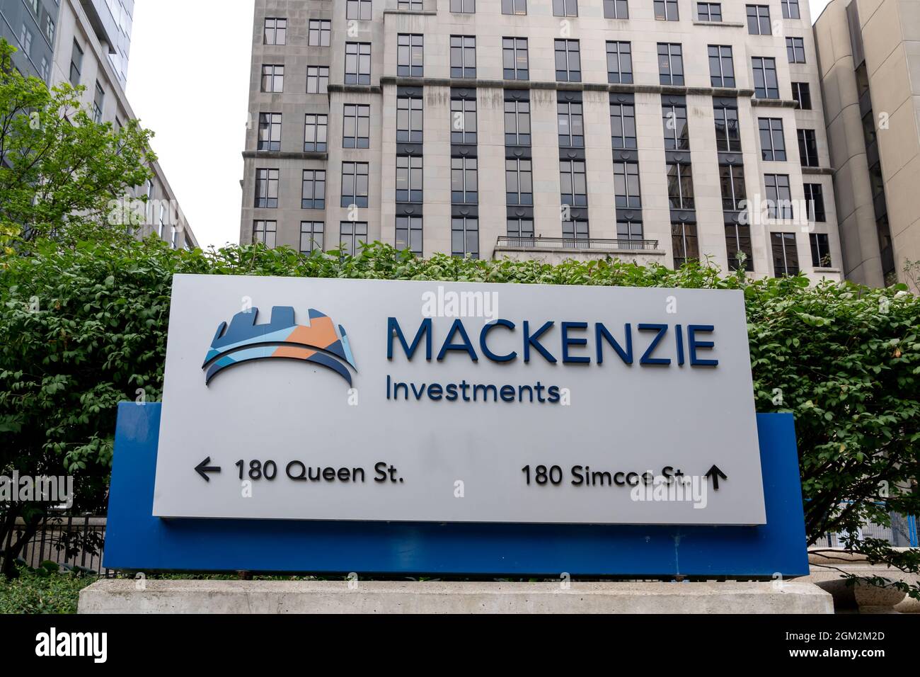 Toronto, Canada-25 agosto 2021: Mackenzie segno sulla loro sede a Toronto, Canada. Foto Stock