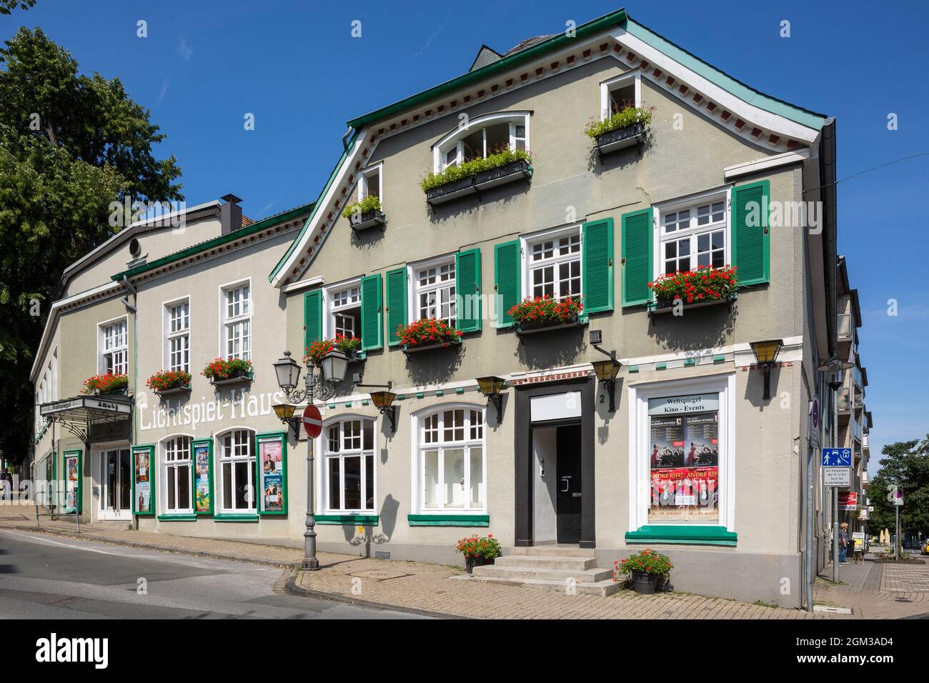 Germania, Mettmann, Bergisches Land, Niederbergisches Land, Niederberg, Renania, Renania settentrionale-Vestfalia, NRW, cinema storico Weltspiegel, cinema, persiane verdi Foto Stock