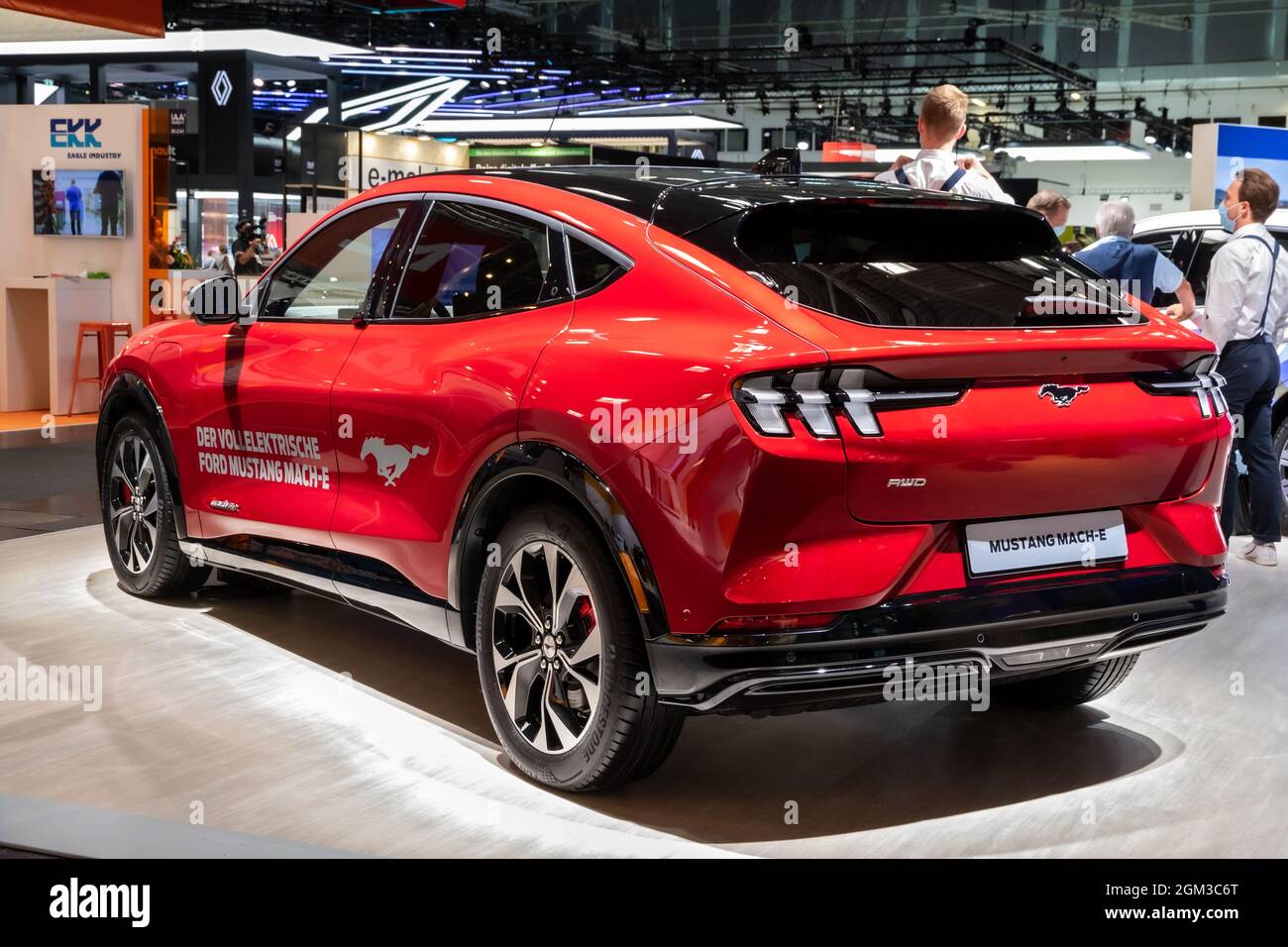 Ford Mustang Mach-e GT auto elettrica SUV in mostra alla IAA Mobility 2021 Motor show a Monaco di Baviera, Germania - 6 settembre 2021. Foto Stock