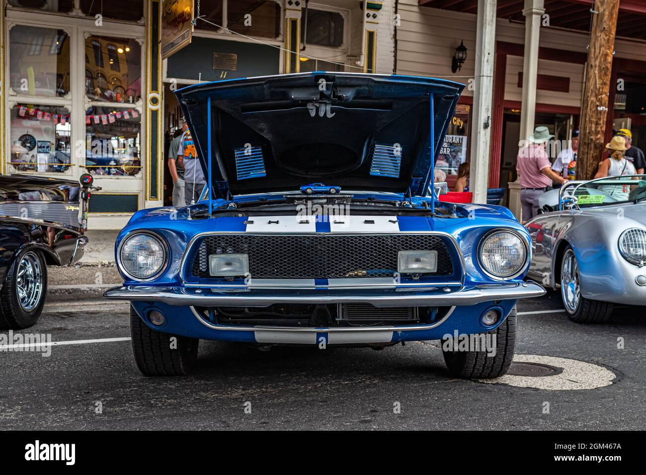 Virginia City, NV - 30 luglio 2021: 1968 Ford Shelby Cobra Mustang GT500 Fastback ad una mostra di auto locale. Foto Stock
