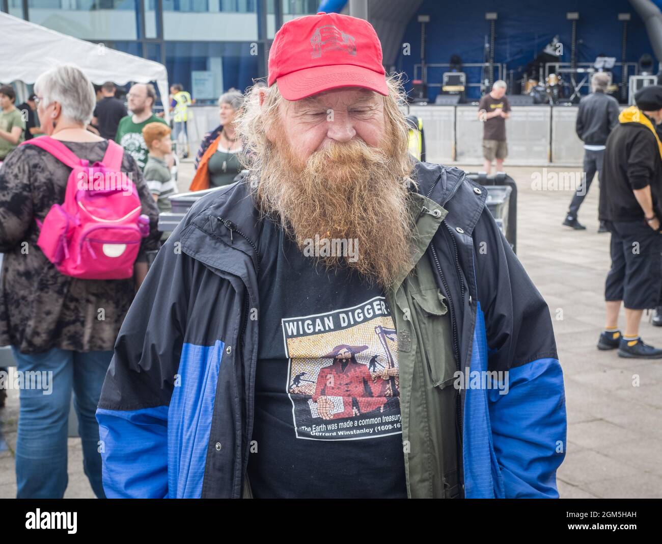 11.09.2021 Wigan, Greater Manchester, Regno Unito. Wigan Diggers' Festival, Wigan, gente del Regno Unito vestita per celebrare la vita e le idee di Wigan nato e allevato GE Foto Stock