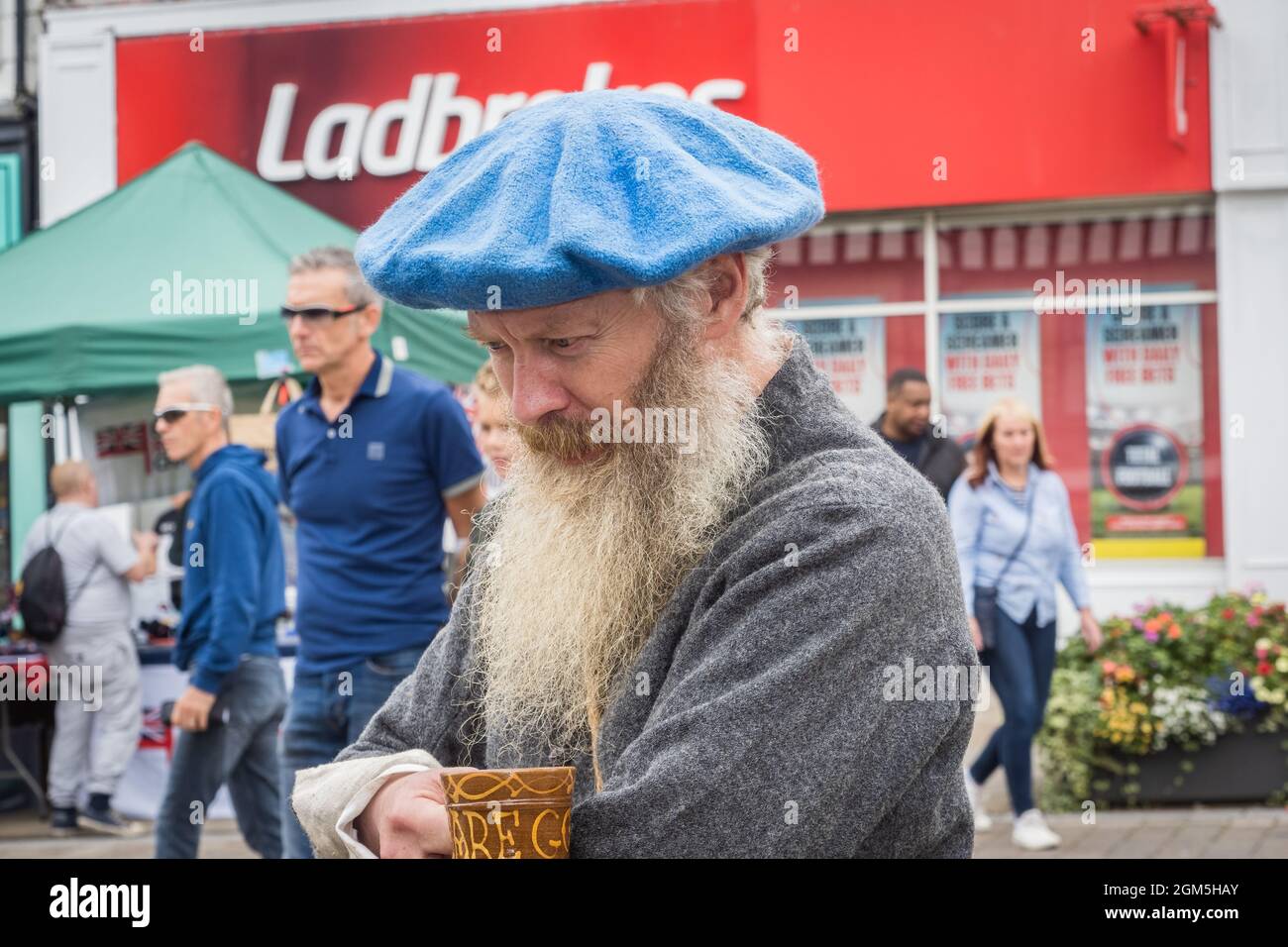 11.09.2021 Wigan, Greater Manchester, Regno Unito. Wigan Diggers' Festival, Wigan, gente del Regno Unito vestita per celebrare la vita e le idee di Wigan nato e allevato GE Foto Stock