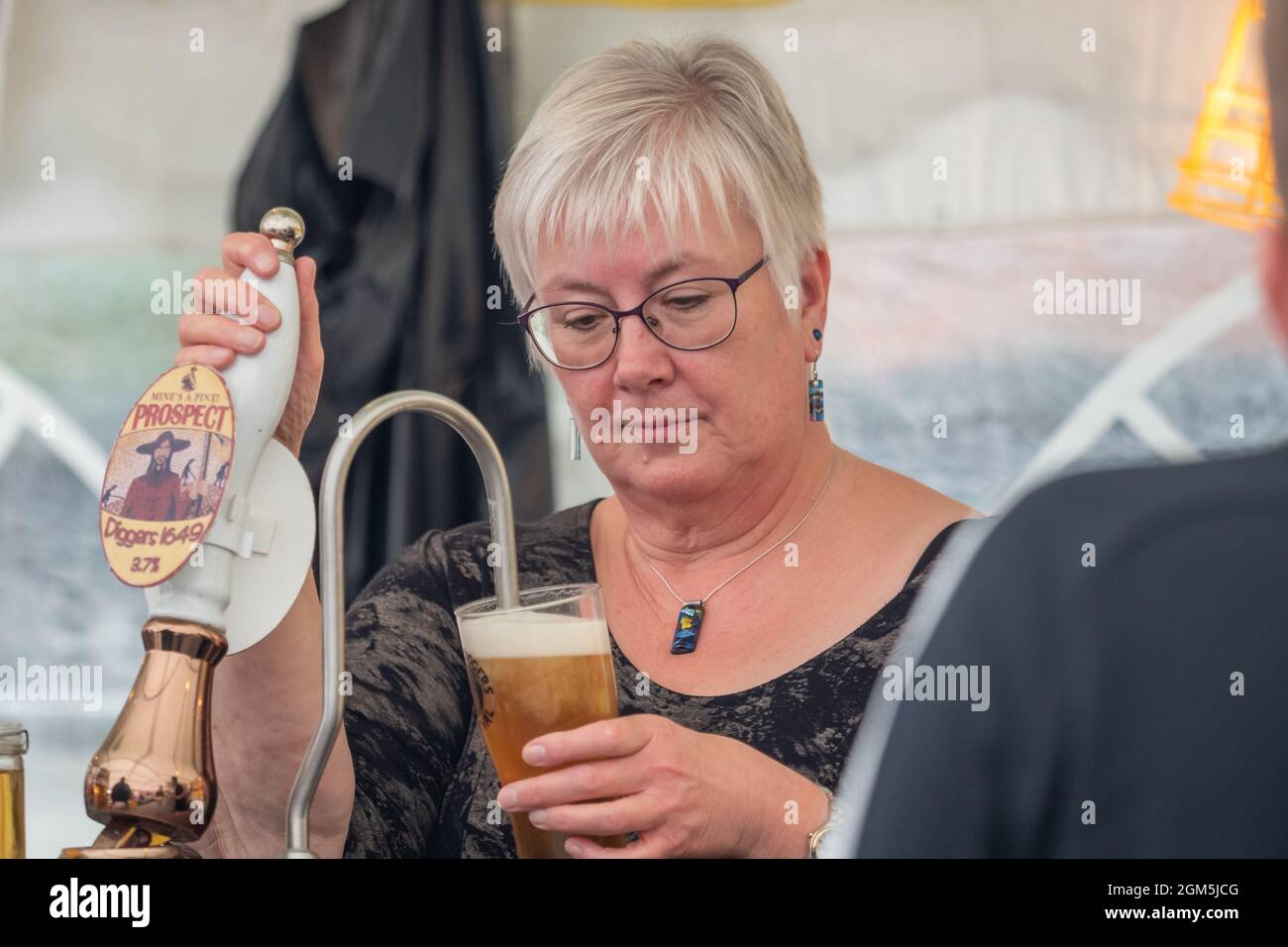 11.09.2021 Wigan, Greater Manchester, Regno Unito. Wigan Diggers' Festival, Wigan, gente del Regno Unito vestita per celebrare la vita e le idee di Wigan nato e allevato GE Foto Stock