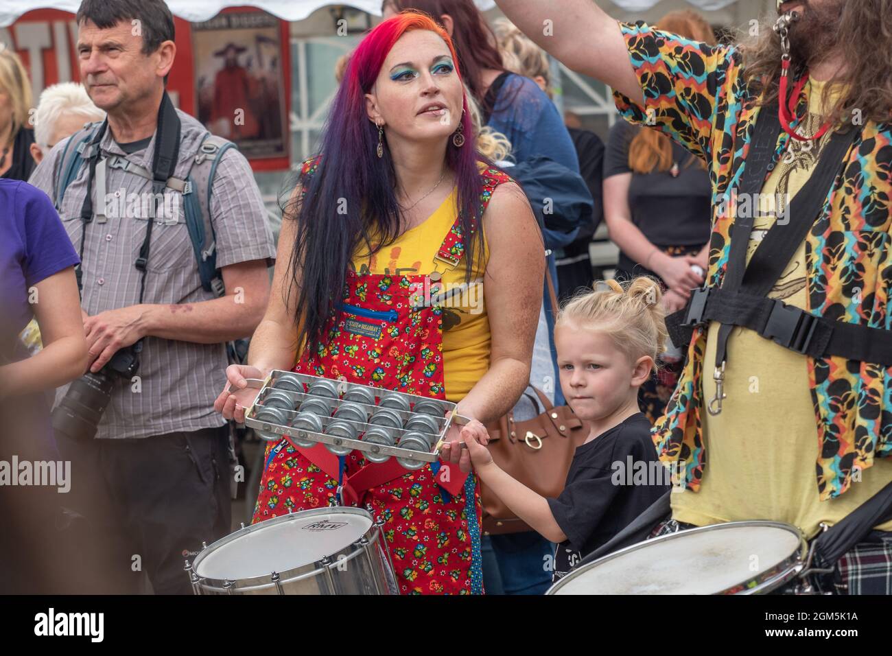 11.09.2021 Wigan, Greater Manchester, Regno Unito. Wigan Diggers' Festival, Wigan, gente del Regno Unito vestita per celebrare la vita e le idee di Wigan nato e allevato GE Foto Stock