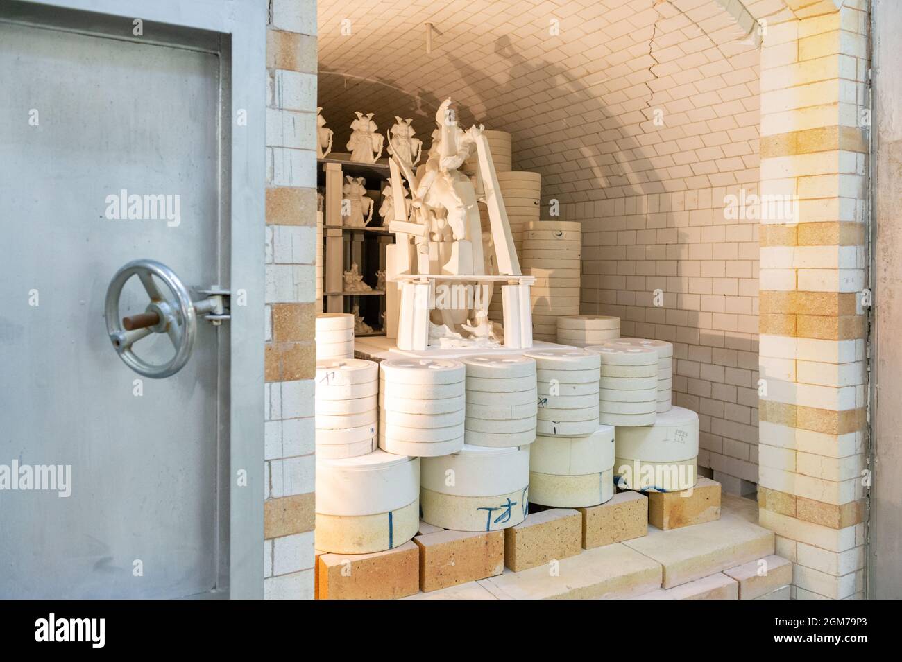 Forno di ceramica al centro di artigianato nel museo di Noritake a Nagoya. Foto Stock