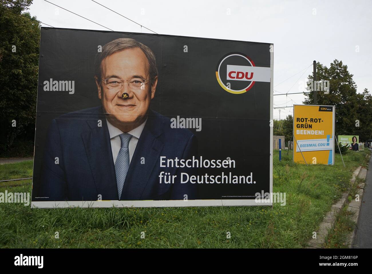 Armin Laschet (CDU) - Wahlplakate zu den Bundestagswahlen 2021, Berlin-Prenzlauer Berg (nur fuer redaktionelle Verwendung. Keine Werbung. Referenzdat Foto Stock