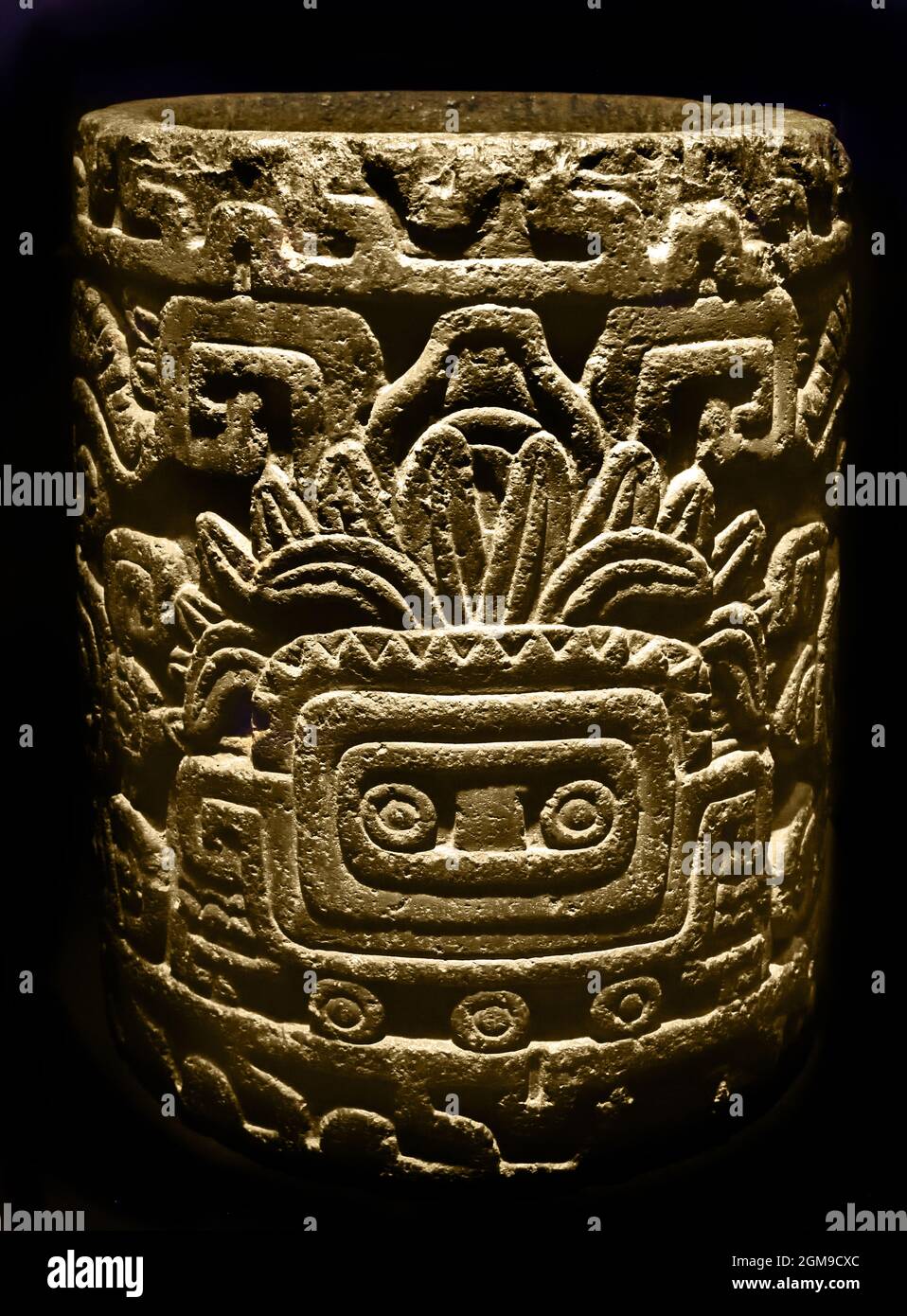 Altare d'offerta primi del XVI secolo ( 71 / 5000 Vertaalresultaten cuori umani l'offerta più preziosa fu offerta al sole ) Museo Nacional de Antropologia Città del Messico Aztec ( gli Aztechi, la cultura mesoamericana, Messico centrale dal 1300 al 1521 (XIV-XVI secolo), Impero azteco, Tenochtitlan, città-stato della Mexica , Tenochca, Texcoco, Tlacopan, ) Foto Stock