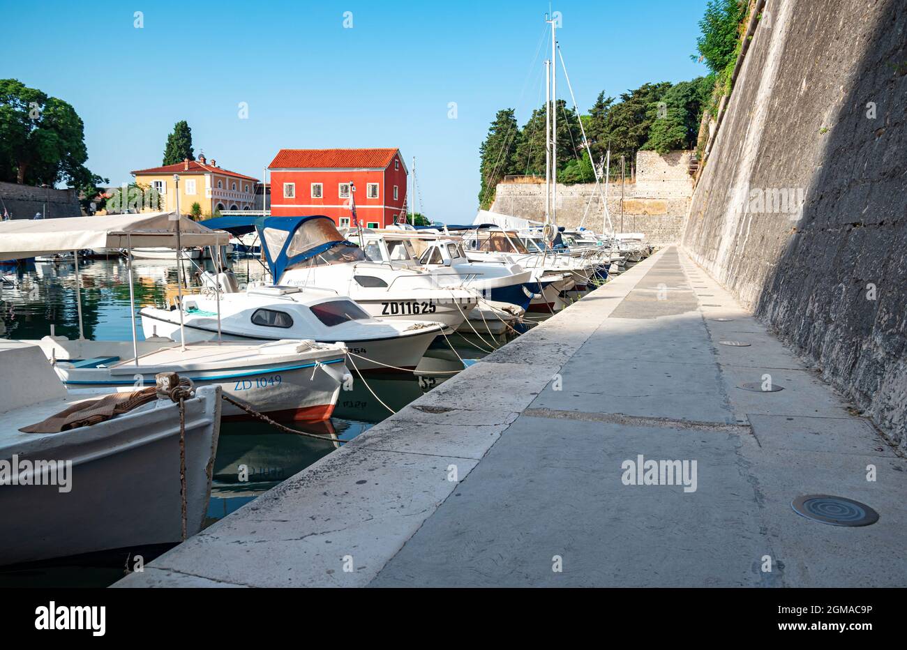 Porto di Fosa nella città di Zara, Croazia Foto stock - Alamy
