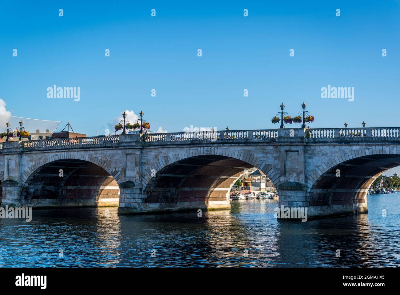 Kingston Bridge, Kingston-upon-Thames, Surrey, Inghilterra, Regno Unito Foto Stock