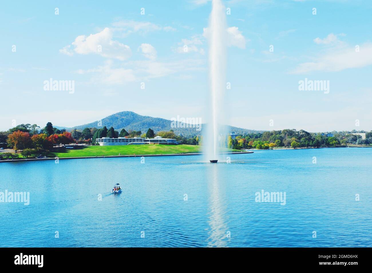 Commonwealth Park, Lake Burley Griffin Canberra, Australia processato con VSCO con f2 preset Foto Stock
