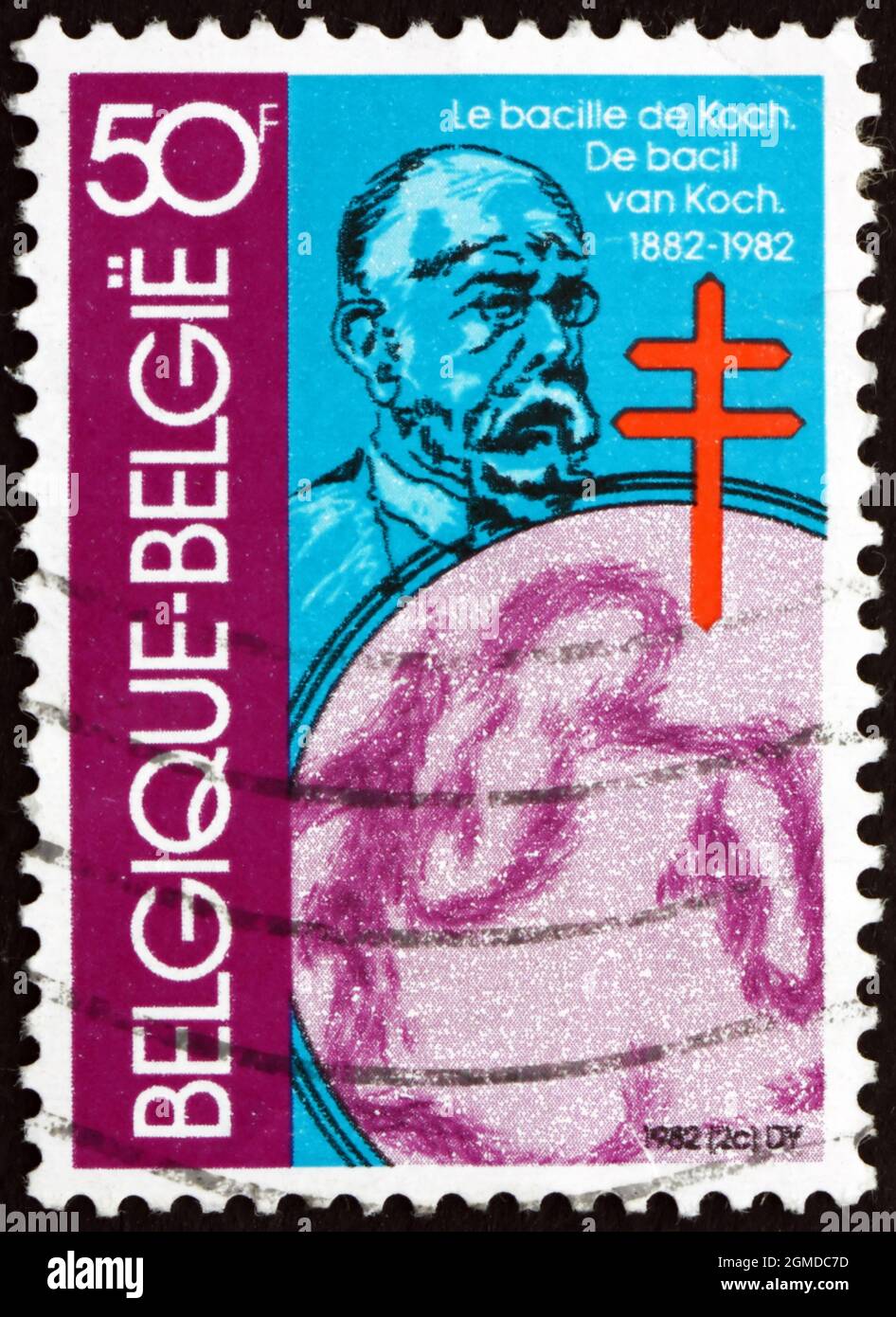 BELGIO - CIRCA 1982: Un francobollo stampato in Belgio mostra Robert Koch, medico tedesco, fondatore della moderna Bacteriologia, circa 1982 Foto Stock