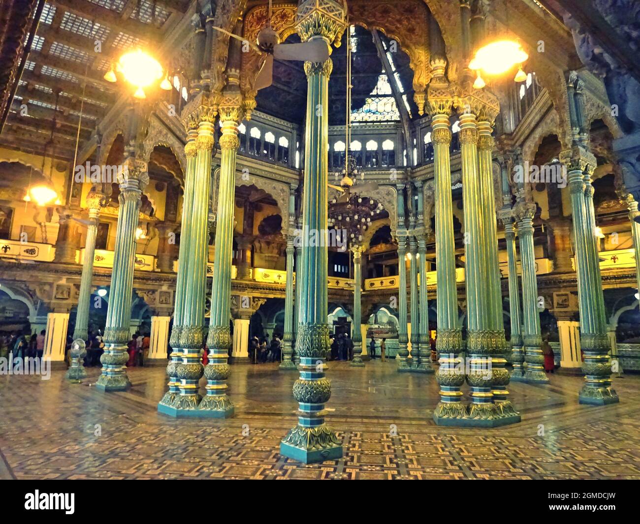 Interno del Palazzo Amba Vilas (Palazzo Mysore) karnataka india Foto Stock