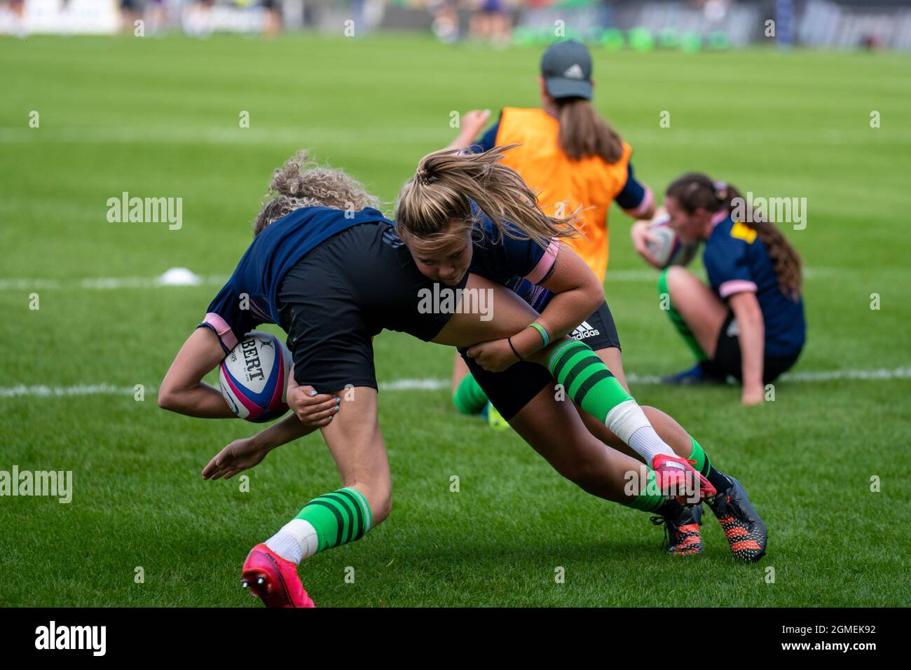 Londra, Regno Unito. 18 settembre 2021. Ellie Green (10 Harlequins Women) ha preceduto la partita Allianz Premier 15s tra Harlequins Women e Exeter Chiefs Women a Twickenham Stoop, Londra, Inghilterra. Credit: SPP Sport Press Photo. /Alamy Live News Foto Stock