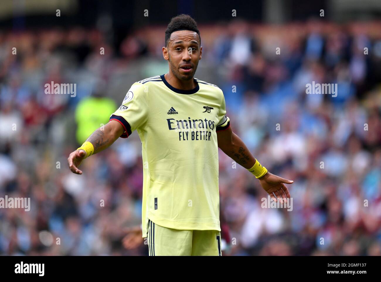 Pierre-Emerick Aubameyang dell'Arsenal durante la partita della Premier League a Turf Moor, Burnley. Data foto: Sabato 18 settembre 2021. Foto Stock