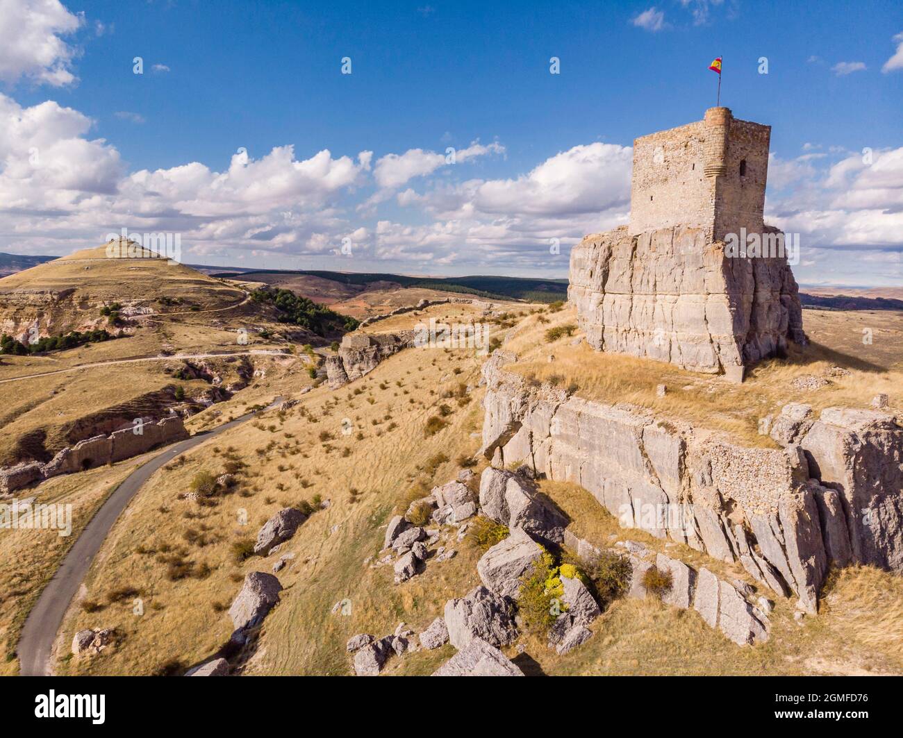 Castello di Atienza, fortezza di origine musulmana, Atienza, Provincia di Guadalajara, Spagna. Foto Stock