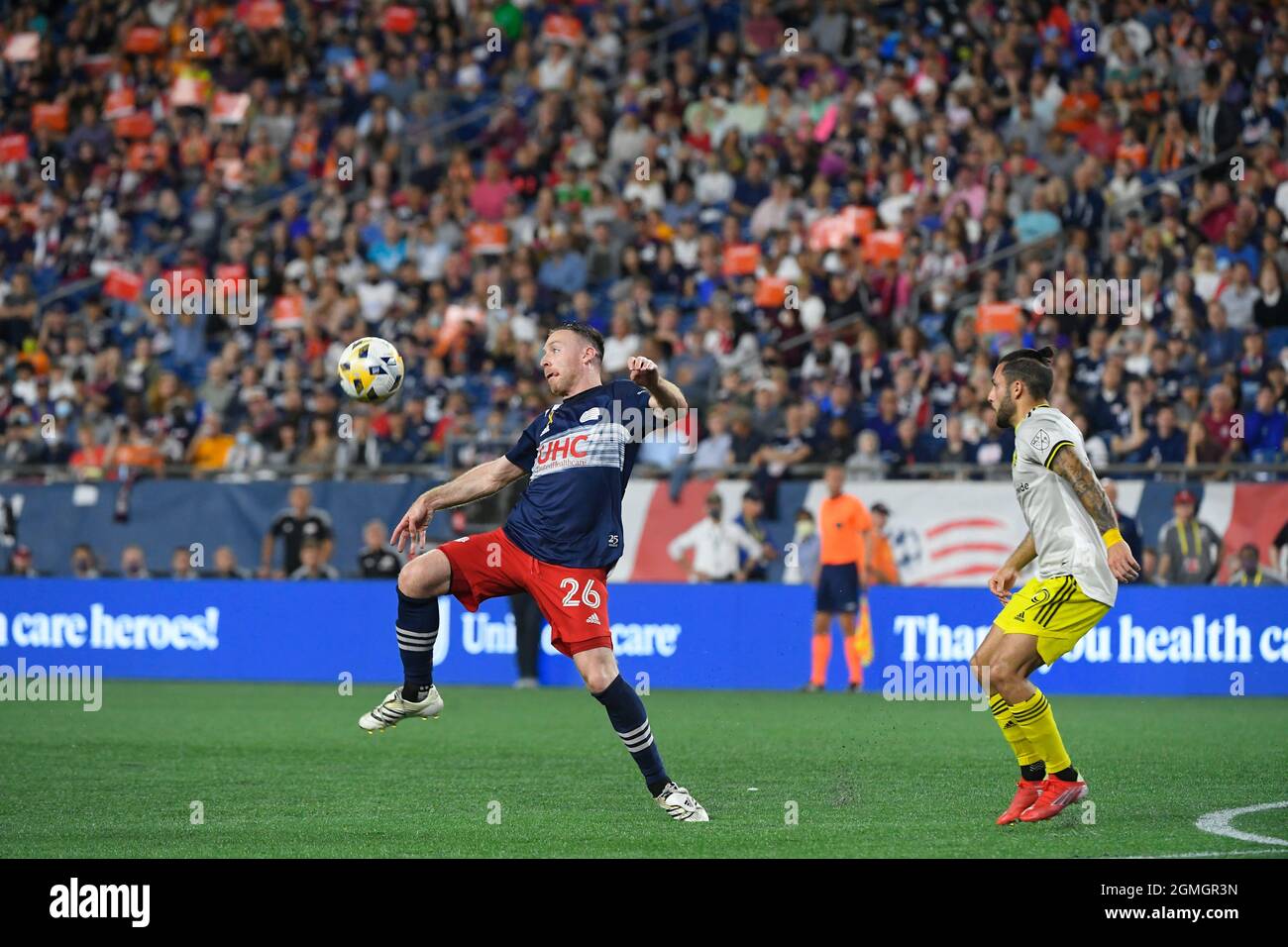 Sabato 18 settembre 2021: Il centrocampista della New England Revolution Thomas McNamara (26) in azione durante la partita MLS tra Columbus Crew e la New England Revolution tenutasi al Gillette Stadium di Foxborough, Massachusetts. Eric Canha/CSM Foto Stock