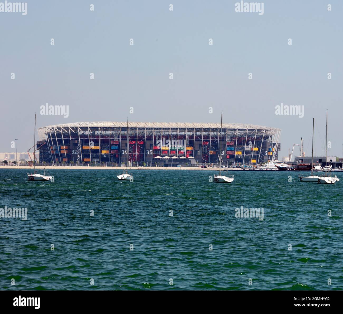 Lo Stadio 974, precedentemente noto come Ras Abu Aboud Stadium, è uno stadio di calcio costruito a Doha, in Qatar, per la Coppa del mondo FIFA 2022. Foto Stock