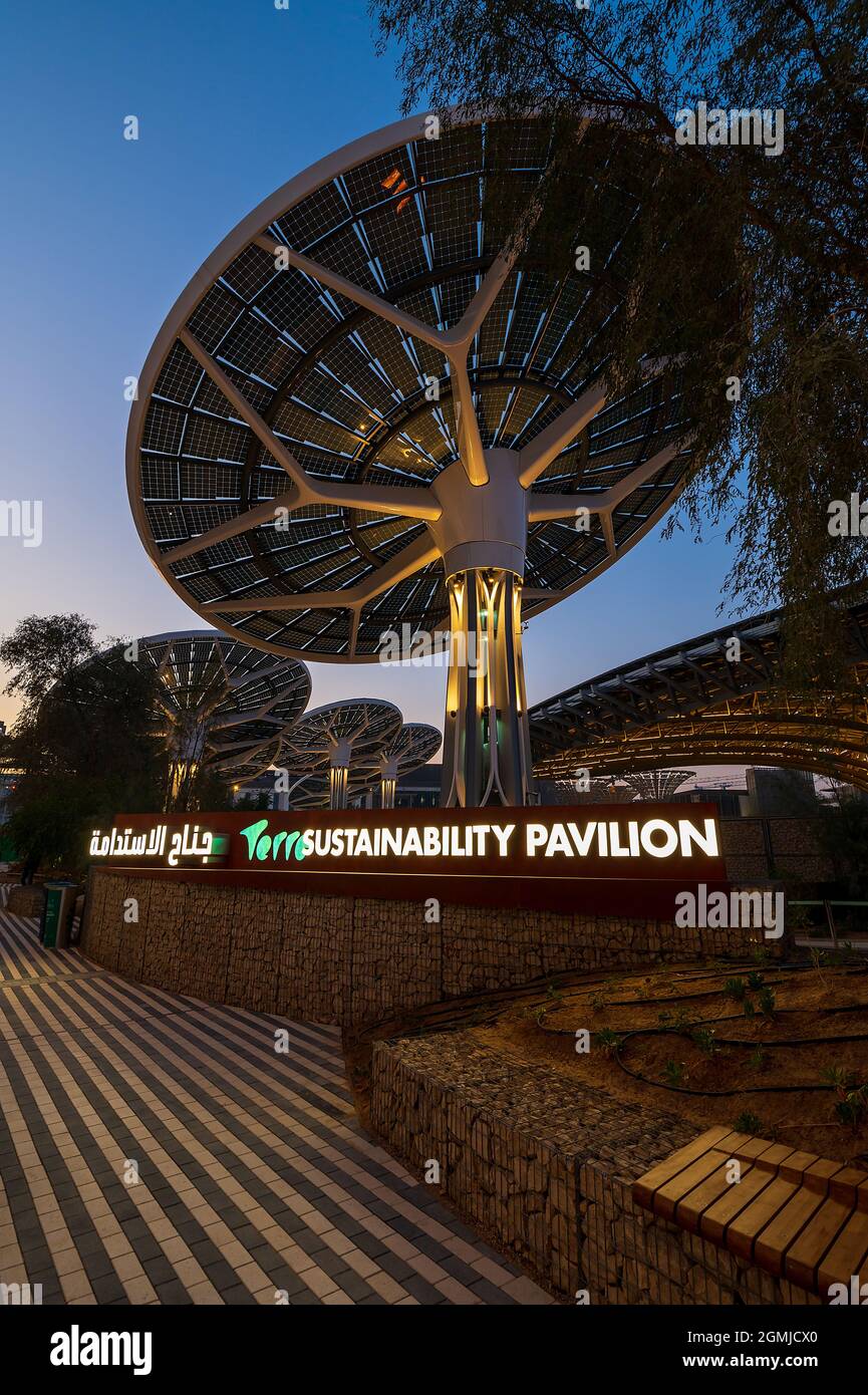 Dubai, Emirati Arabi Uniti - 4 febbraio 2020: Padiglione Terra Sustainability all'EXPO 2020 costruito per EXPO 2020, che si terrà nel 2021 nel Foto Stock