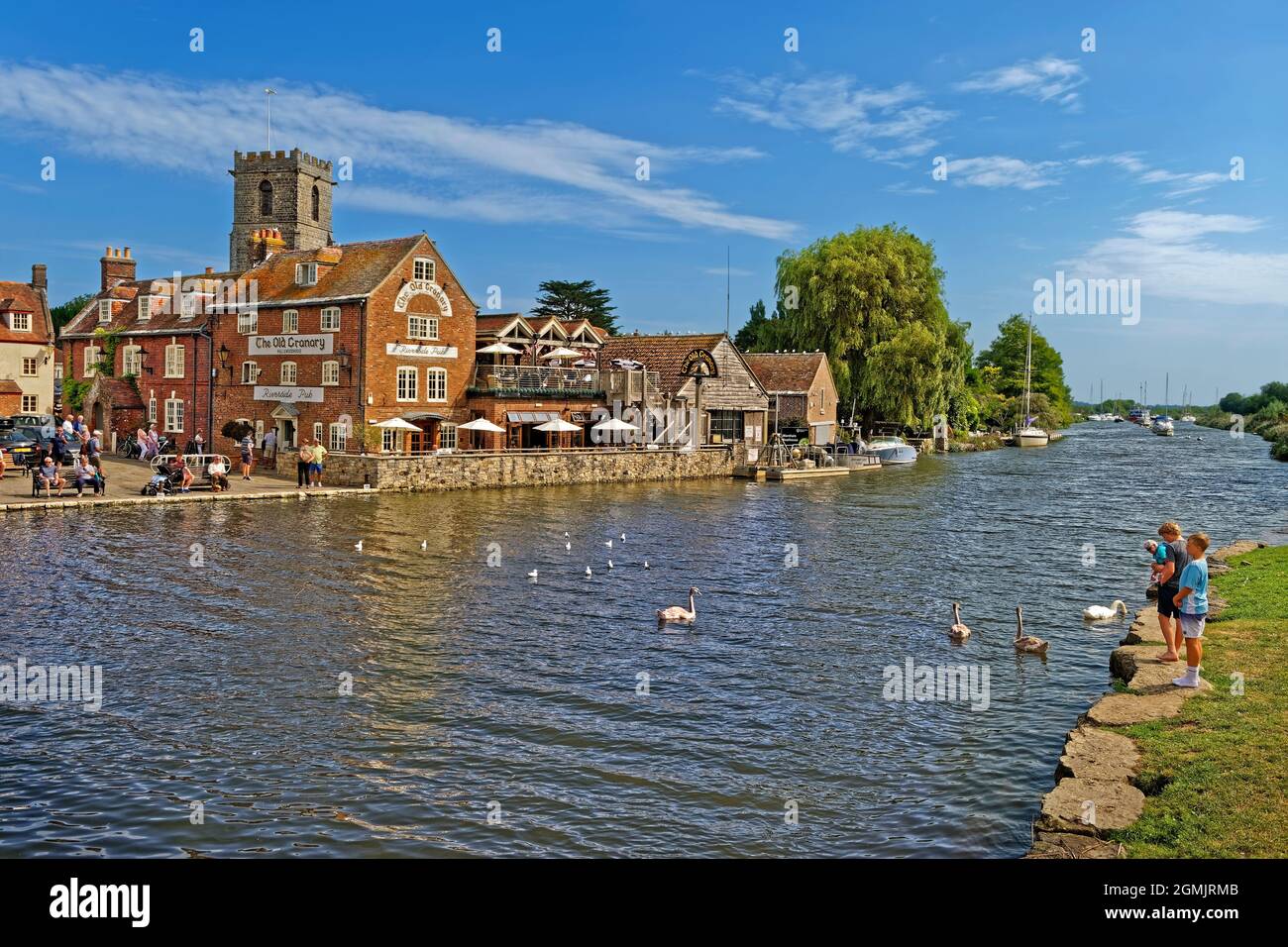 Fiume Frome a Wareham, Isola di Purbeck, Dorset, Inghilterra. Foto Stock