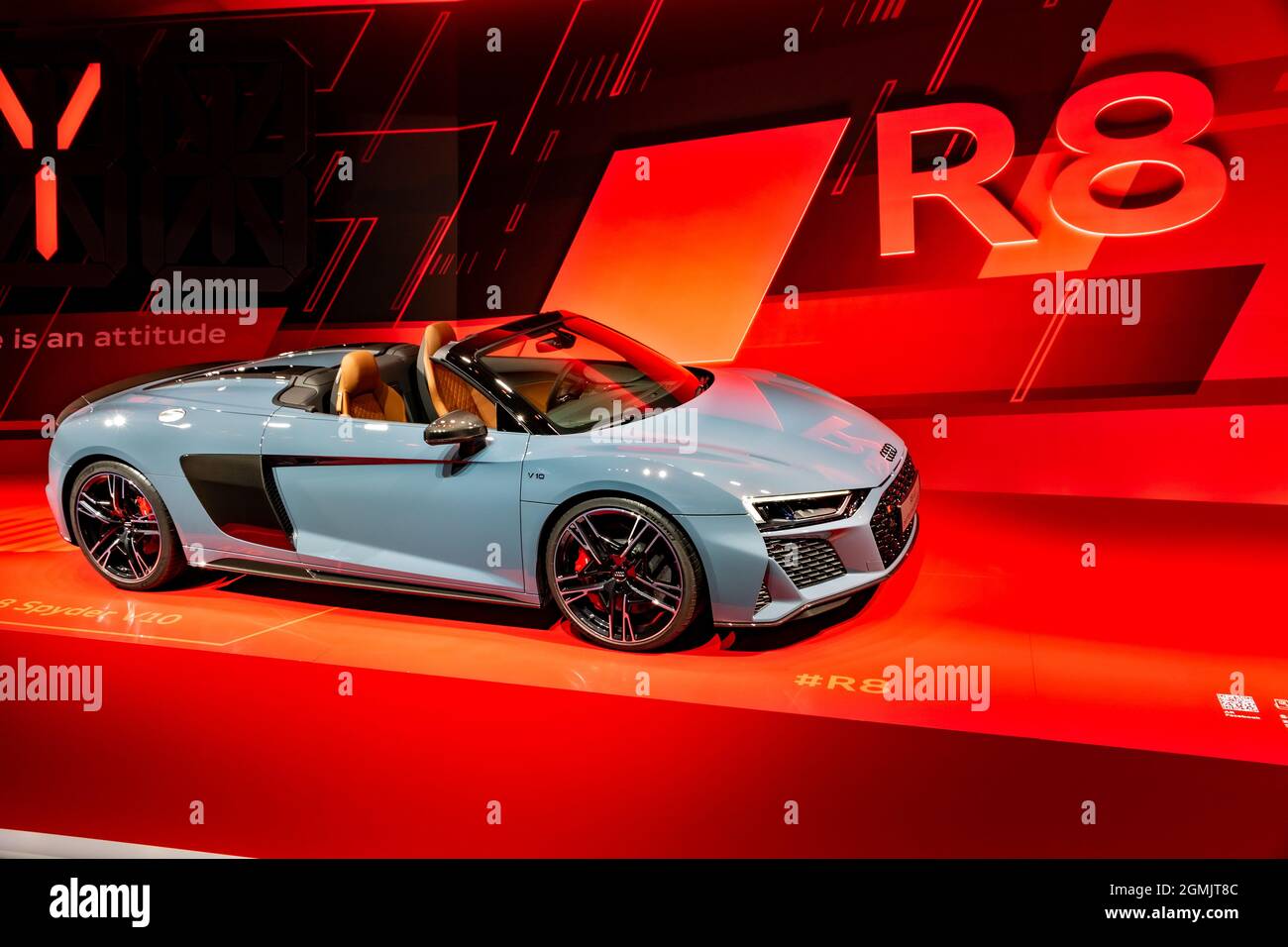 Audi R8 auto sportiva convertibile in mostra al Salone di Francoforte IAA Motor Show. Germania - 10 settembre 2019 Foto Stock