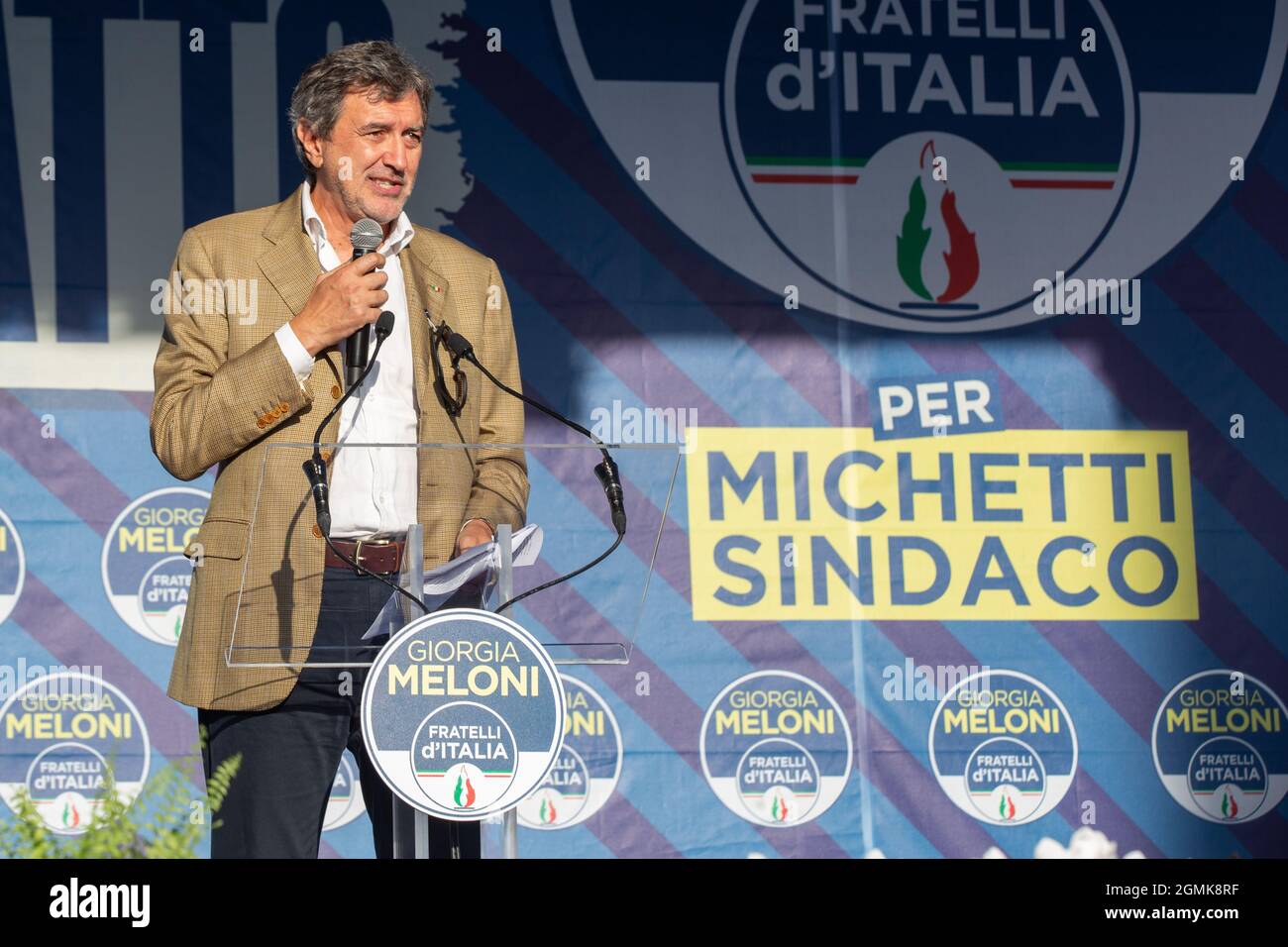 Roma, Italia. 18 settembre 2021. Presidente della Regione Abruzzo Marco Marsilio durante la manifestazione a Piazza del Popolo a Roma (Foto di Matteo Nardone/Pacific Press/Sipa USA) Credit: Sipa USA/Alamy Live News Foto Stock