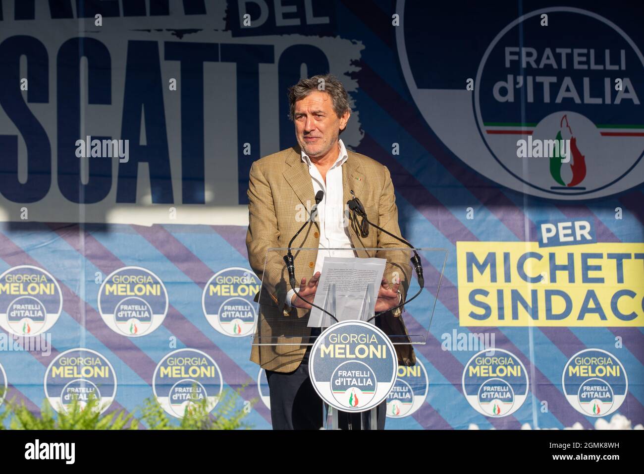 Roma, Italia. 18 settembre 2021. Presidente della Regione Abruzzo Marco Marsilio durante la manifestazione a Piazza del Popolo a Roma (Foto di Matteo Nardone/Pacific Press/Sipa USA) Credit: Sipa USA/Alamy Live News Foto Stock