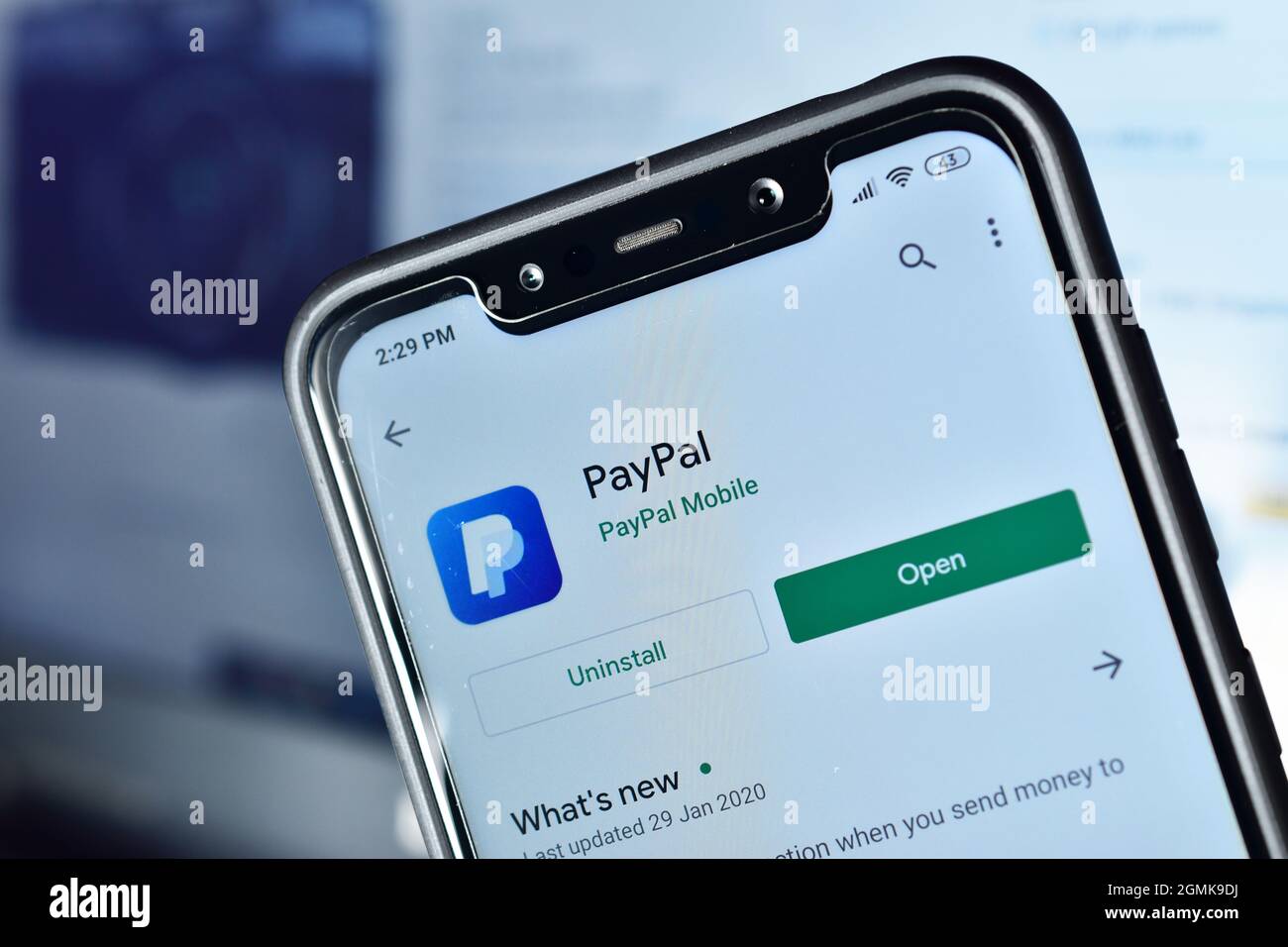 Applicazione PayPal su Mobile, sistema di pagamento elettronico Foto Stock