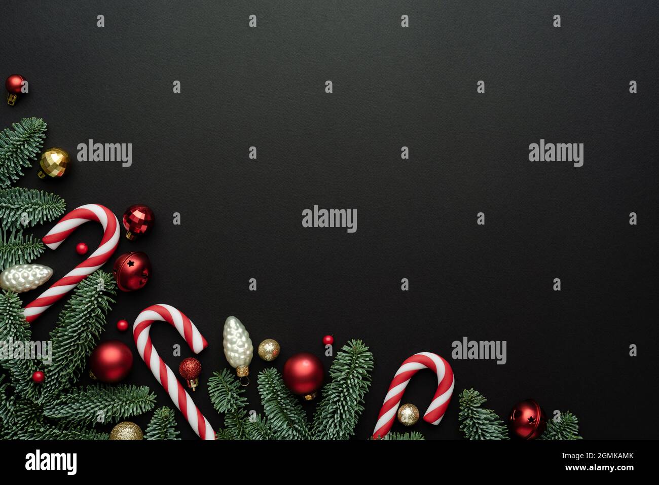 Sfondo nero di Natale per il design. Banner con spazio per la copia del testo Foto Stock