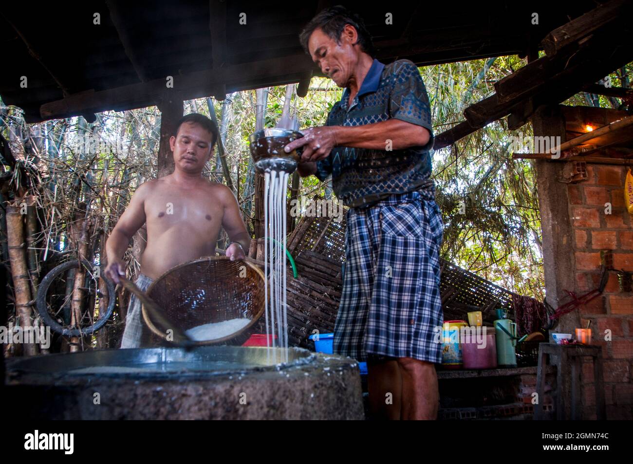 Vita quotidiana nella provincia di Binh Dinh Vietnam centrale Foto Stock