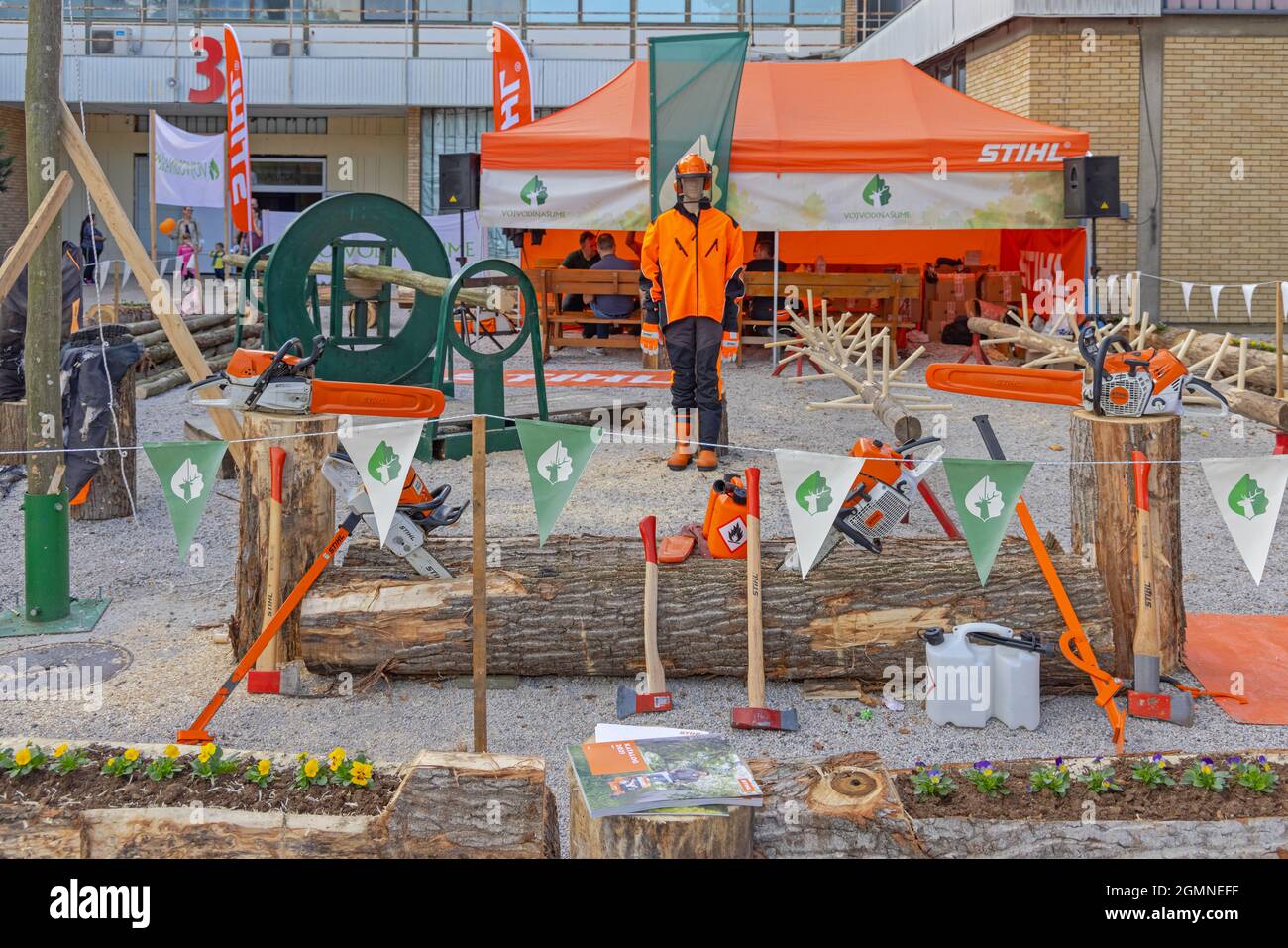 Novi Sad, Serbia - 18 settembre 2021: Stihl Equipment for Carpenters at Agriculture Expo Fair. Foto Stock