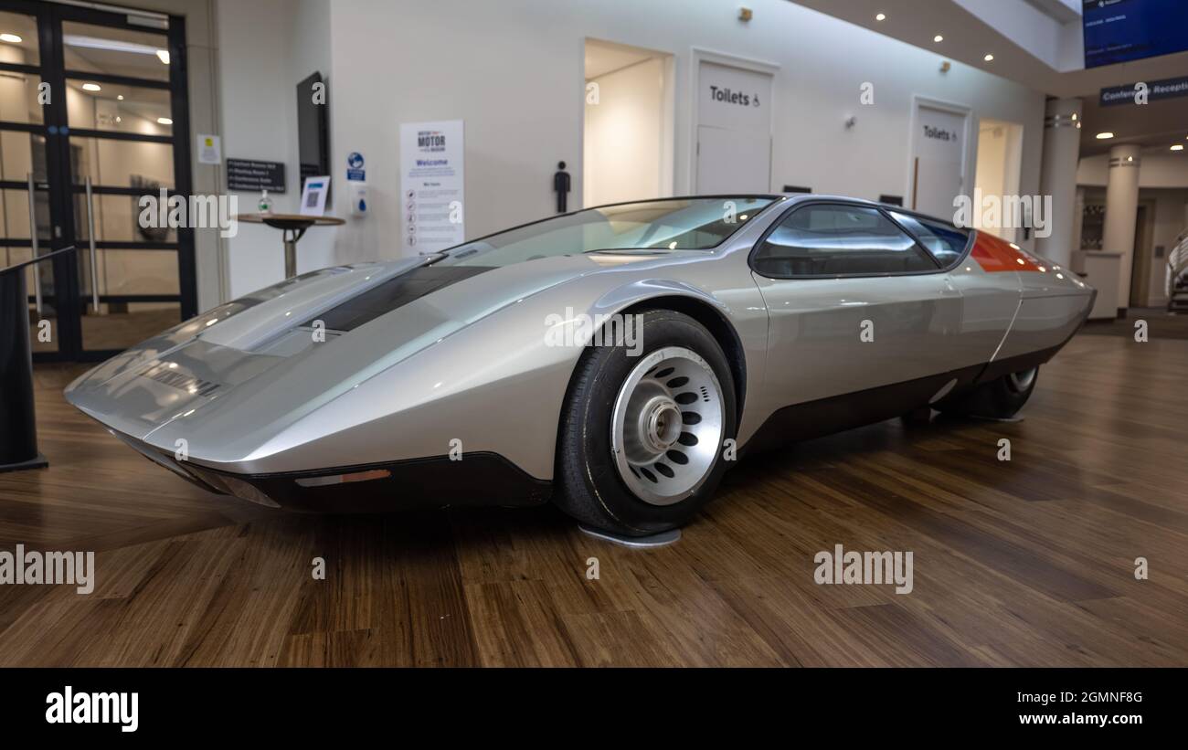 Vauxhall SRV (Styling Research Vehicle) è un progetto del 1970 esposto al British Motor Museum di Gaydon, Regno Unito. Foto Stock
