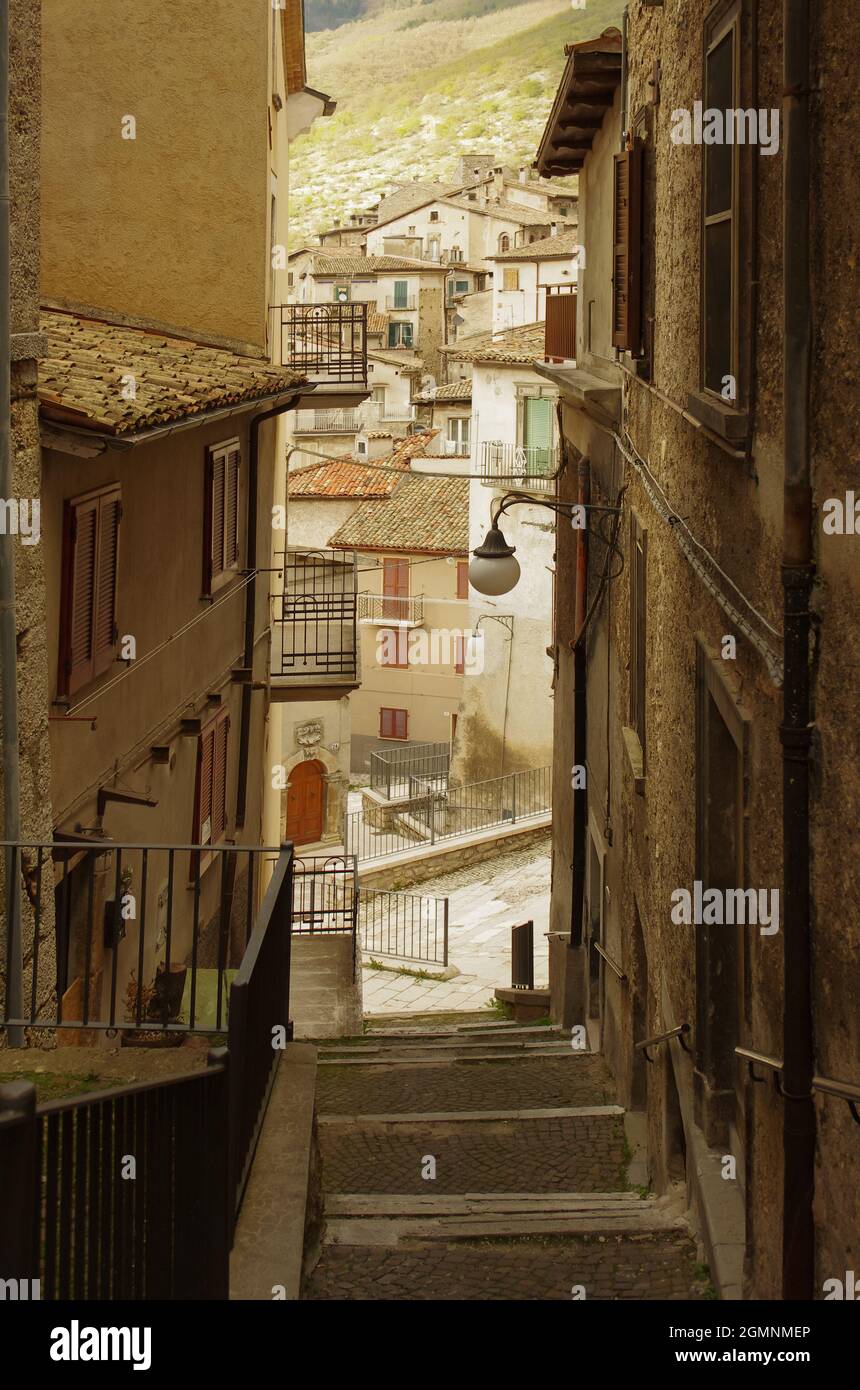 Veduta dell'antico borgo di Scanno - Abruzzo - Italia Foto Stock