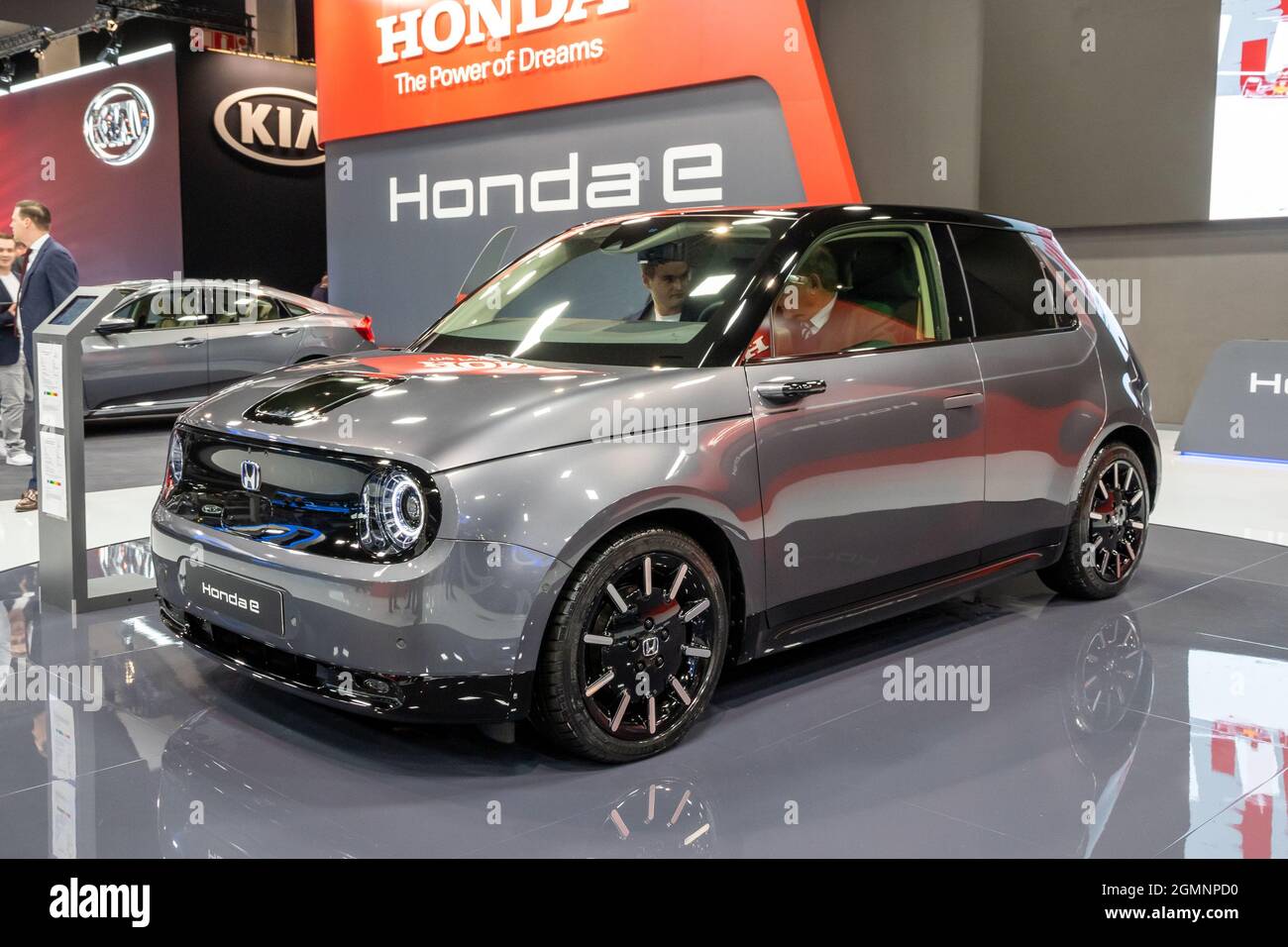 Honda-e elettrico nuovo modello di auto mostrato al Motor Show Autosalon 2020. Bruxelles, Belgio - 9 gennaio 2020. Foto Stock