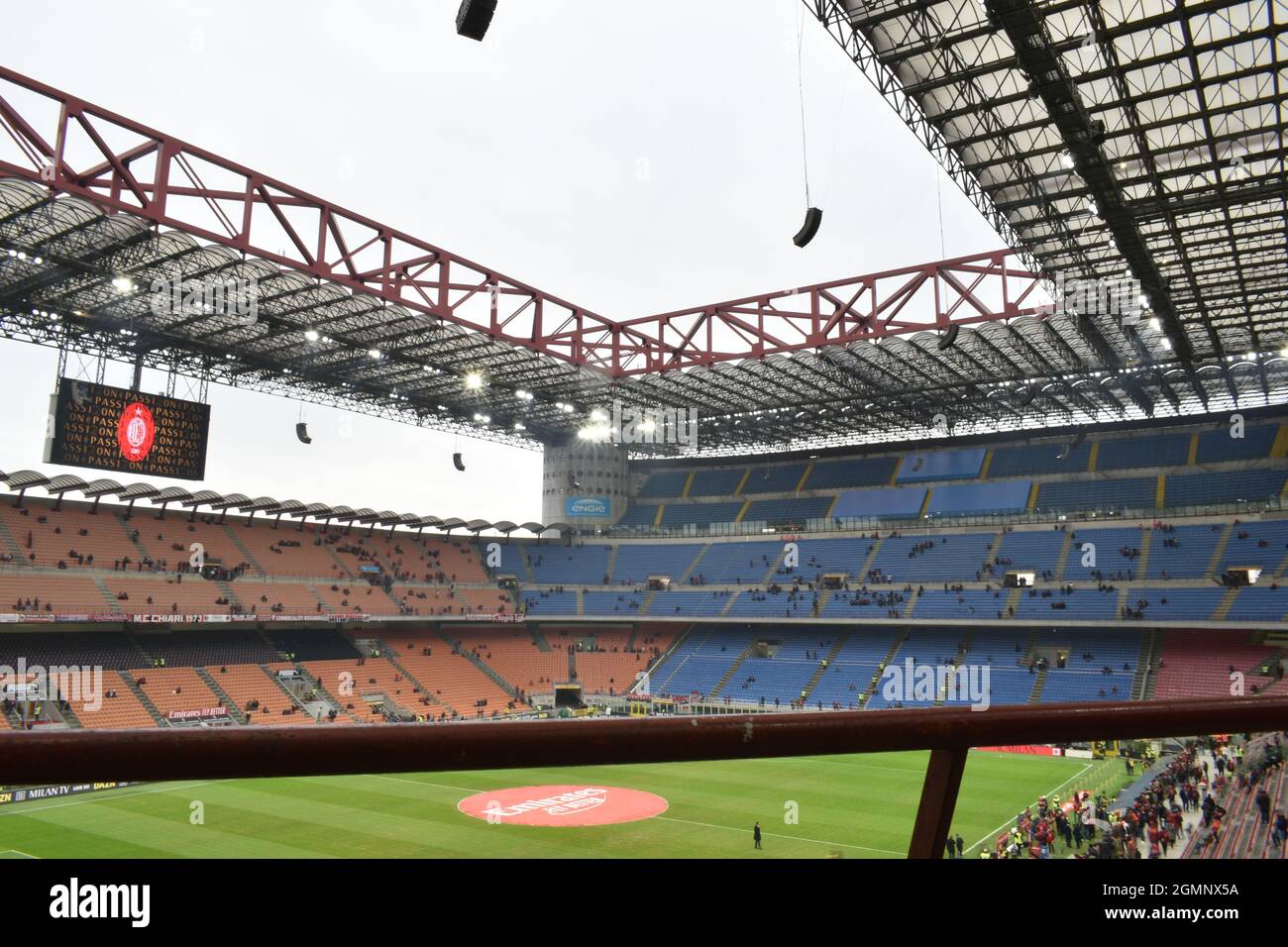 All'interno dello stadio San Siro/Giuseppe Meazza, AC Milan & Inter Milan  Foto stock - Alamy