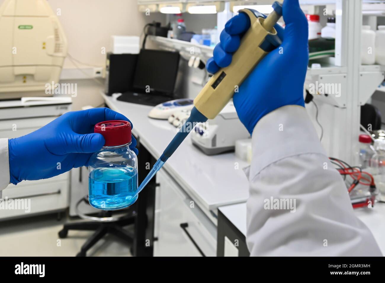 In laboratorio biologico. Ricerca di laboratorio in biologia e medicina. Foto Stock