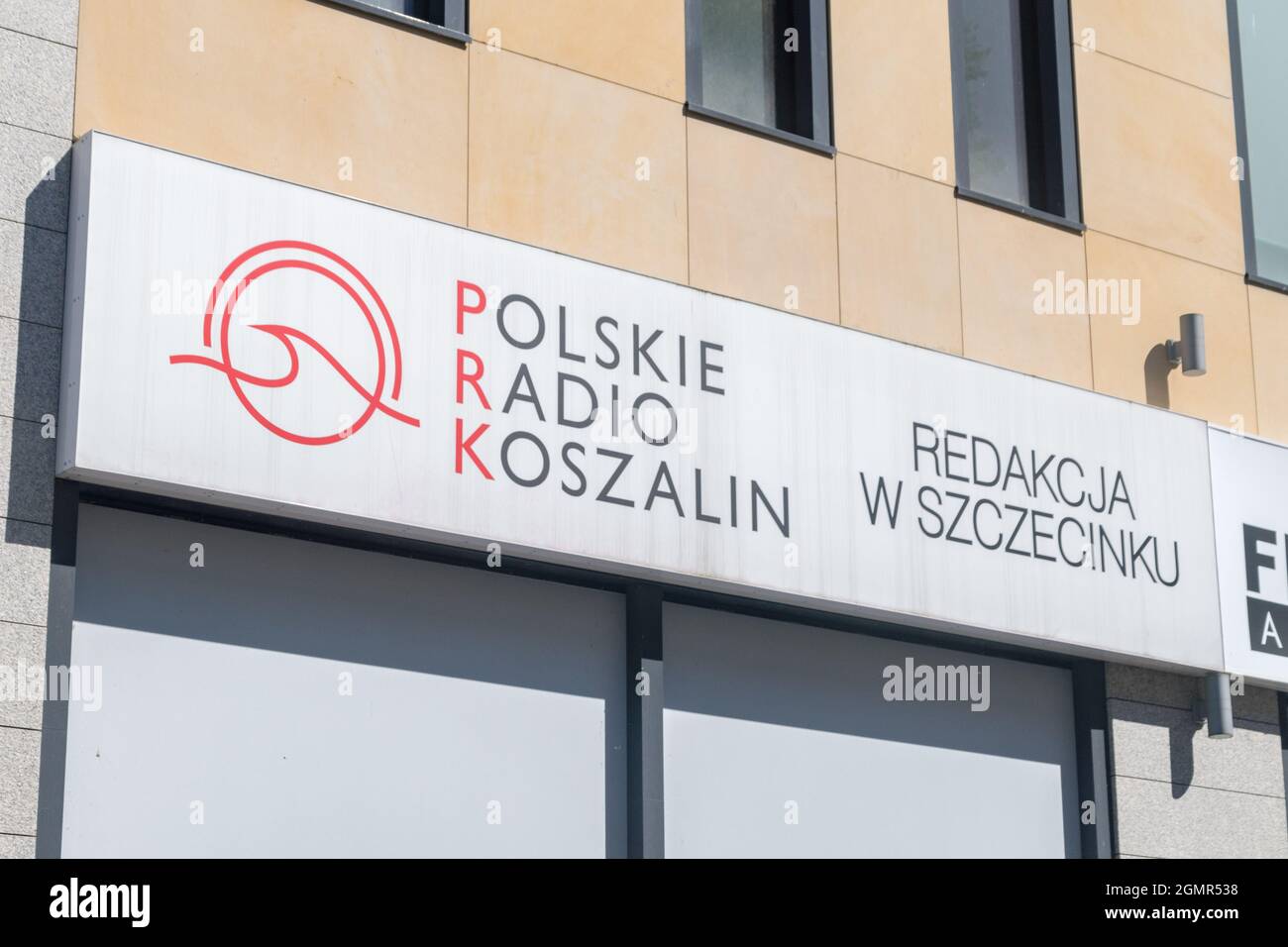 Szczecinek, Polonia - 31 maggio 2021: Radio Koszalin polacco (Polskie radio Koszalin), ufficio editoriale a Szczecinek. Foto Stock