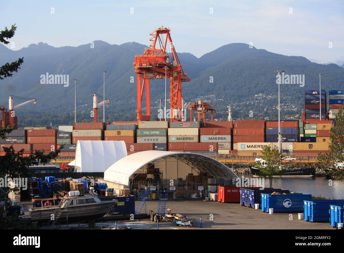 VANCOUVER, CANADA - Sep 01, 2021: Una foto aerea del porto di Vancouver in Canada Foto Stock