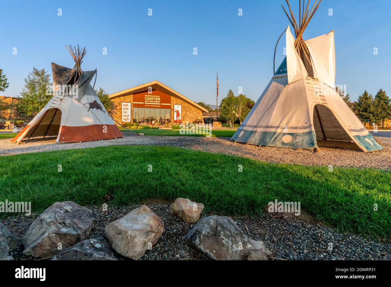 CODY, Wyoming - AGOSTO 2021 : esterno del Buffalo Bill Center del museo West. Foto Stock