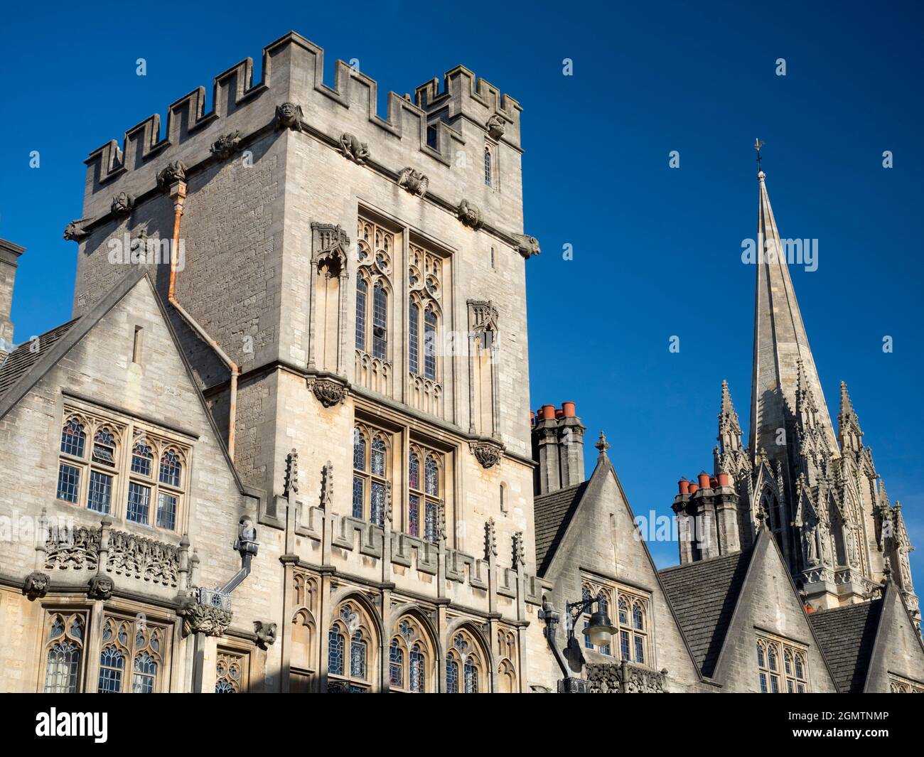 Il Collegio Brasenose è stato fondato nel 1509, con la biblioteca e la cappella del Collegio aggiunti a metà del XVII secolo. Si ritiene che il suo strano nome derivi da f Foto Stock Il Collegio Brasenose è stato fondato nel 1509, con la biblioteca e la cappella del Collegio aggiunti a metà del XVII secolo. Si ritiene che il suo strano nome derivi da f Foto Stock