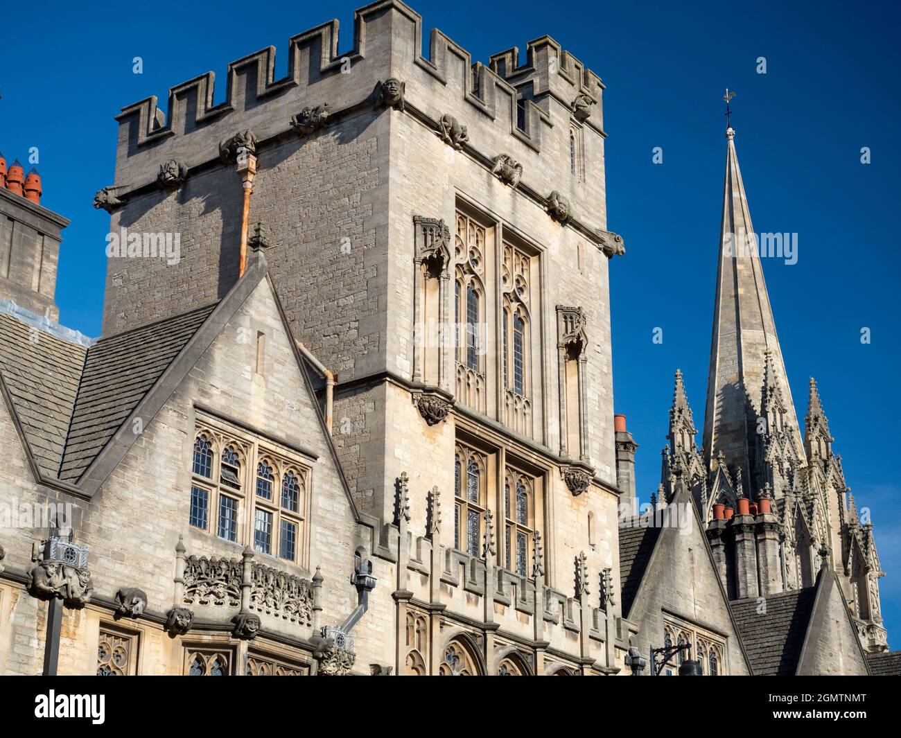 Il Collegio Brasenose è stato fondato nel 1509, con la biblioteca e la cappella del Collegio aggiunti a metà del XVII secolo. Si ritiene che il suo strano nome derivi da f Foto Stock Il Collegio Brasenose è stato fondato nel 1509, con la biblioteca e la cappella del Collegio aggiunti a metà del XVII secolo. Si ritiene che il suo strano nome derivi da f Foto Stock