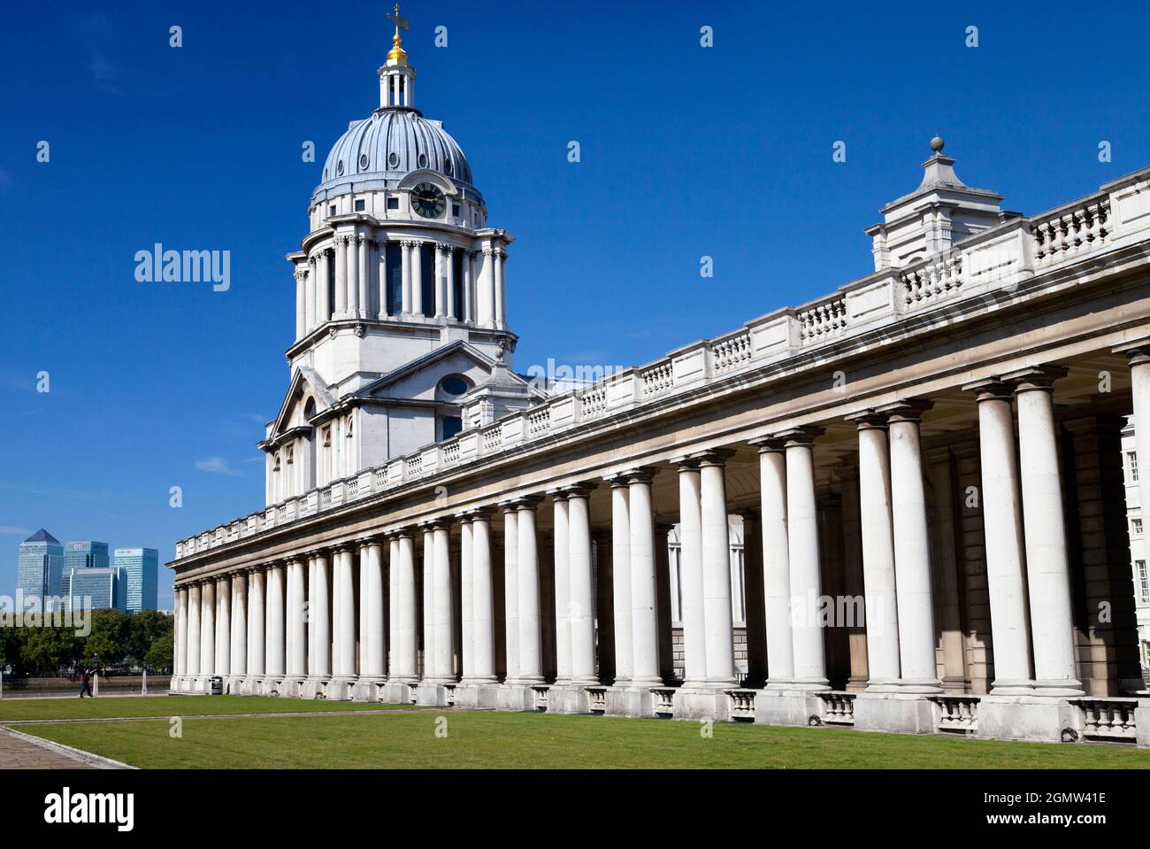 L'Old Royal Naval College è il fulcro architettonico di Maritime Greenwich, un importante sito patrimonio dell'umanità dell'UNESCO a Londra. Nel 1692, il Royal H Foto Stock