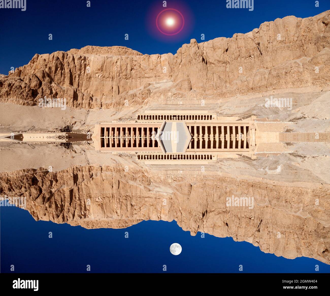 Valle dei Re, Egitto - 30 novembre 2010 il Tempio mortuario della Regina Hatshepsut, il Djeser-Djeseru (Santo dei Santi), si trova sotto il Foto Stock